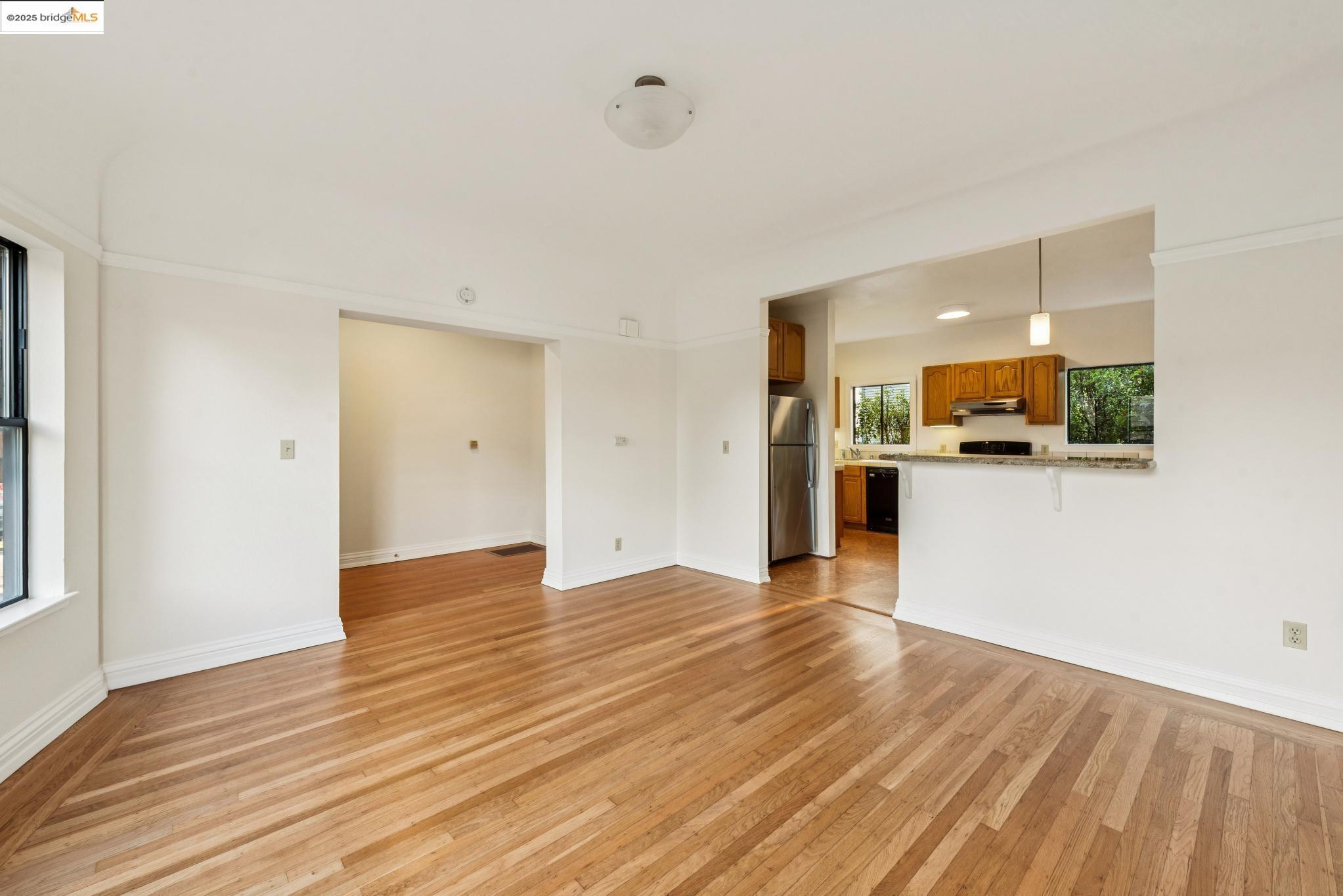 Detail Gallery Image 30 of 60 For 1521 Josephine St, Berkeley,  CA 94703 - 4 Beds | 6 Baths