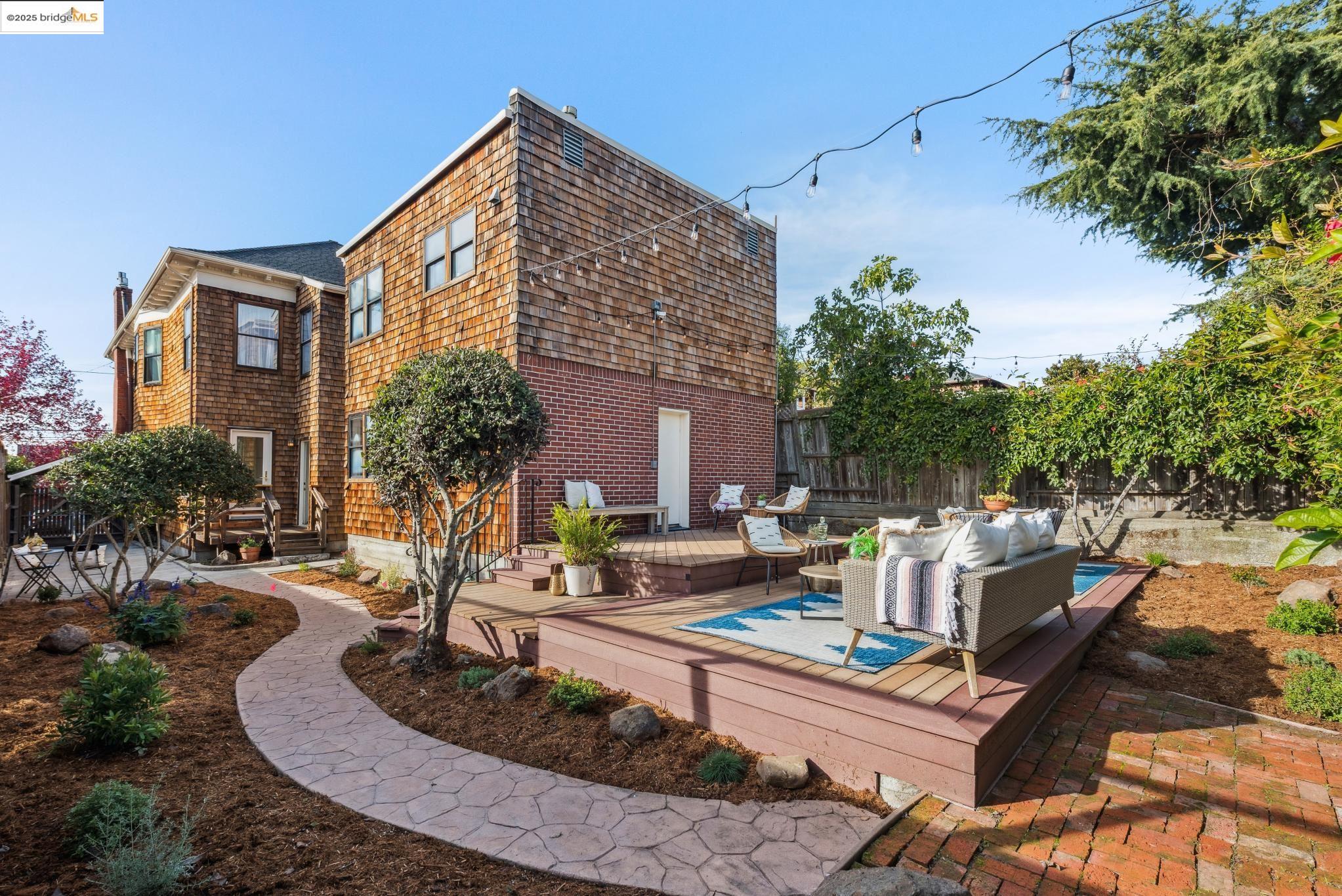 Detail Gallery Image 47 of 60 For 1521 Josephine St, Berkeley,  CA 94703 - 4 Beds | 6 Baths