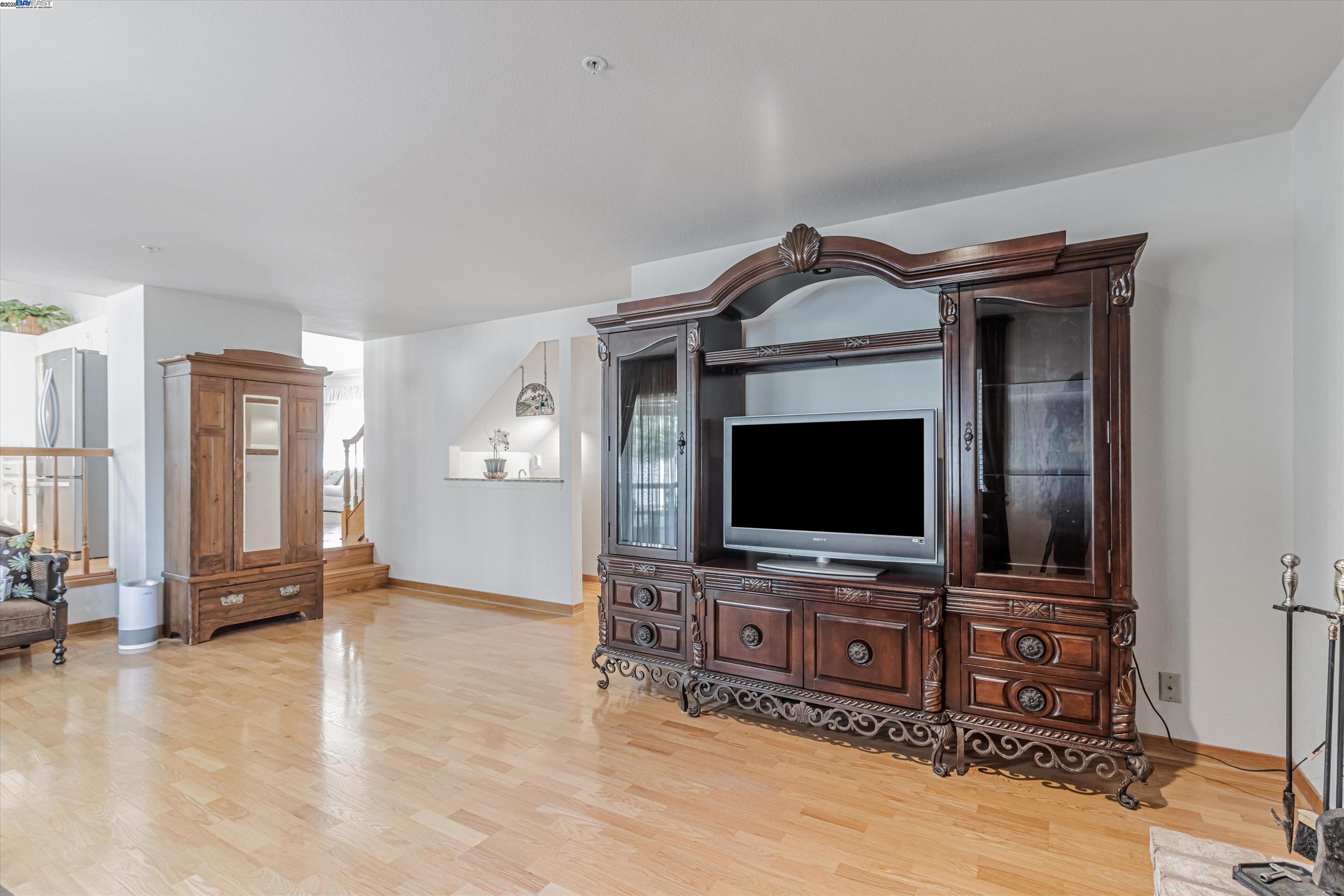 Detail Gallery Image 10 of 58 For 4803 Andrea Ct, Livermore,  CA 94550 - 4 Beds | 3 Baths