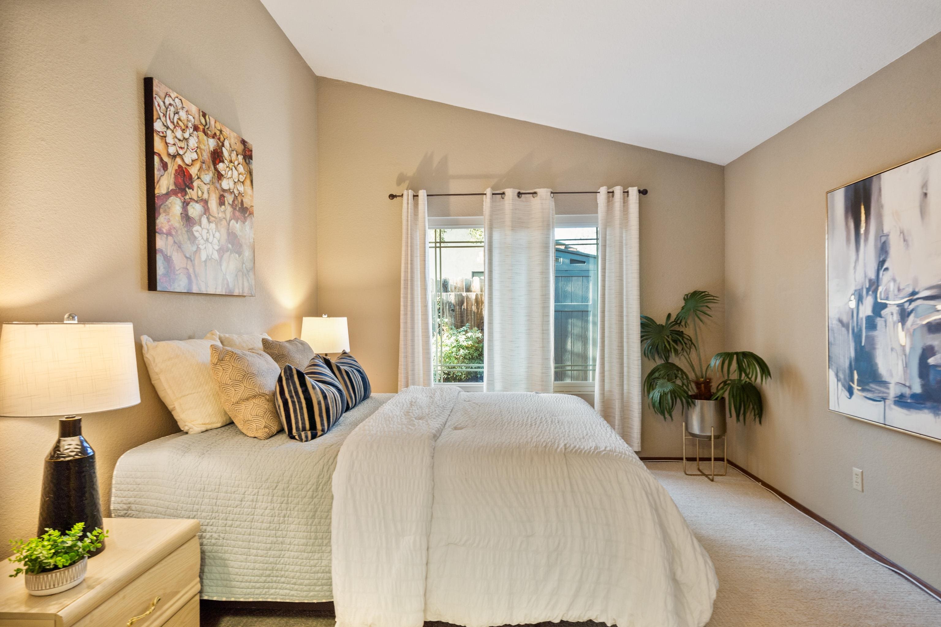 Detail Gallery Image 14 of 30 For 1640 Allegro Ave, Concord,  CA 94521 - 2 Beds | 2 Baths