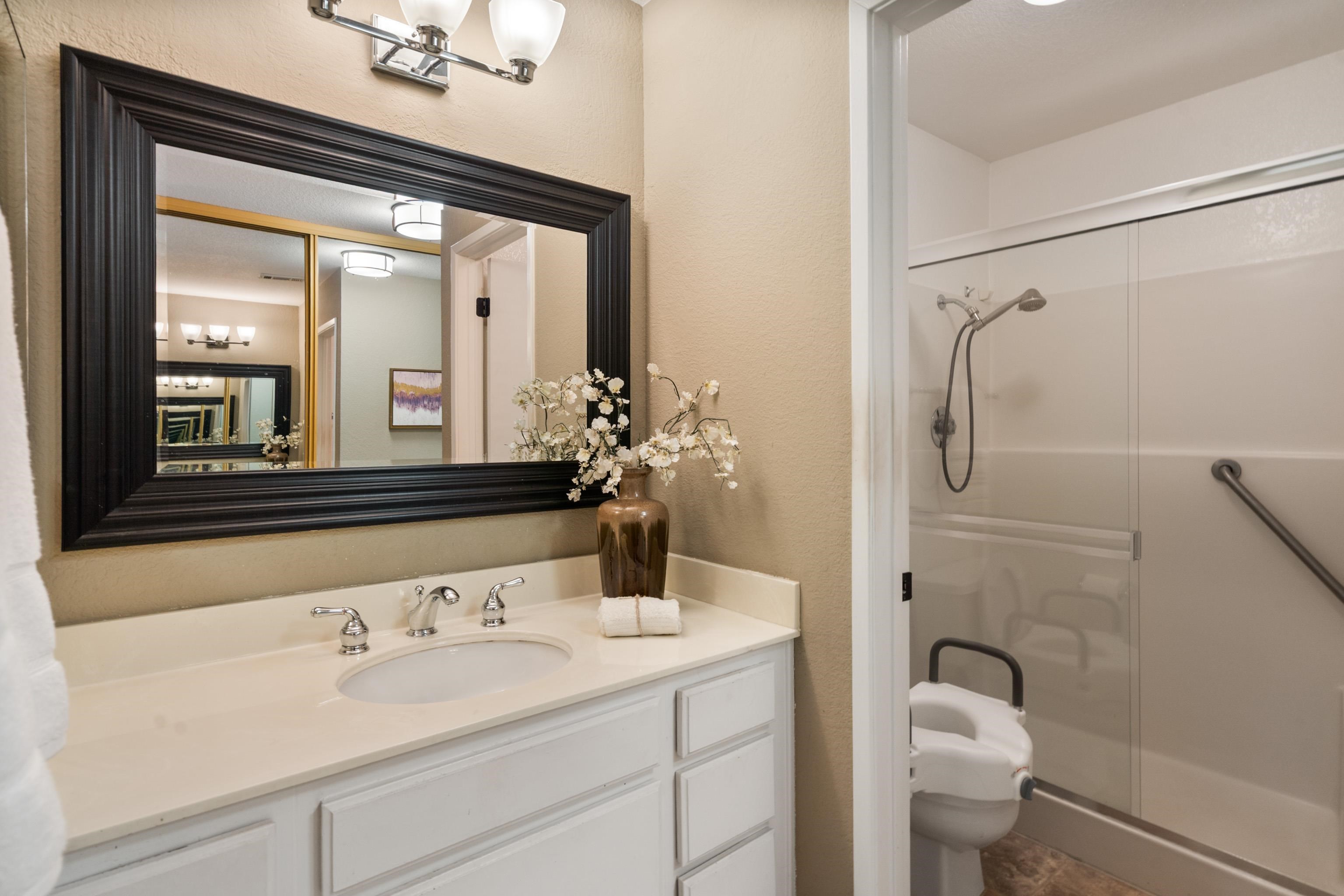 Detail Gallery Image 17 of 30 For 1640 Allegro Ave, Concord,  CA 94521 - 2 Beds | 2 Baths