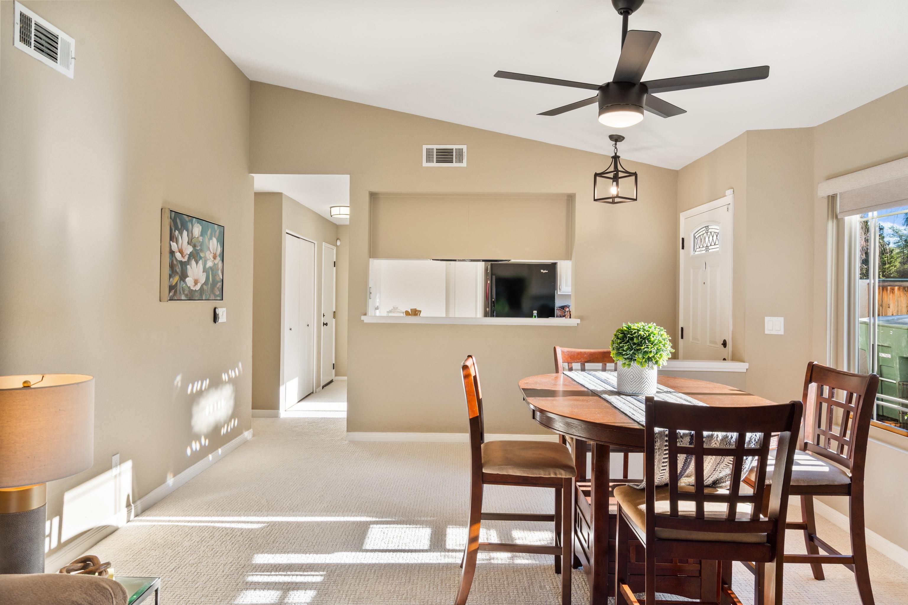 Detail Gallery Image 6 of 30 For 1640 Allegro Ave, Concord,  CA 94521 - 2 Beds | 2 Baths