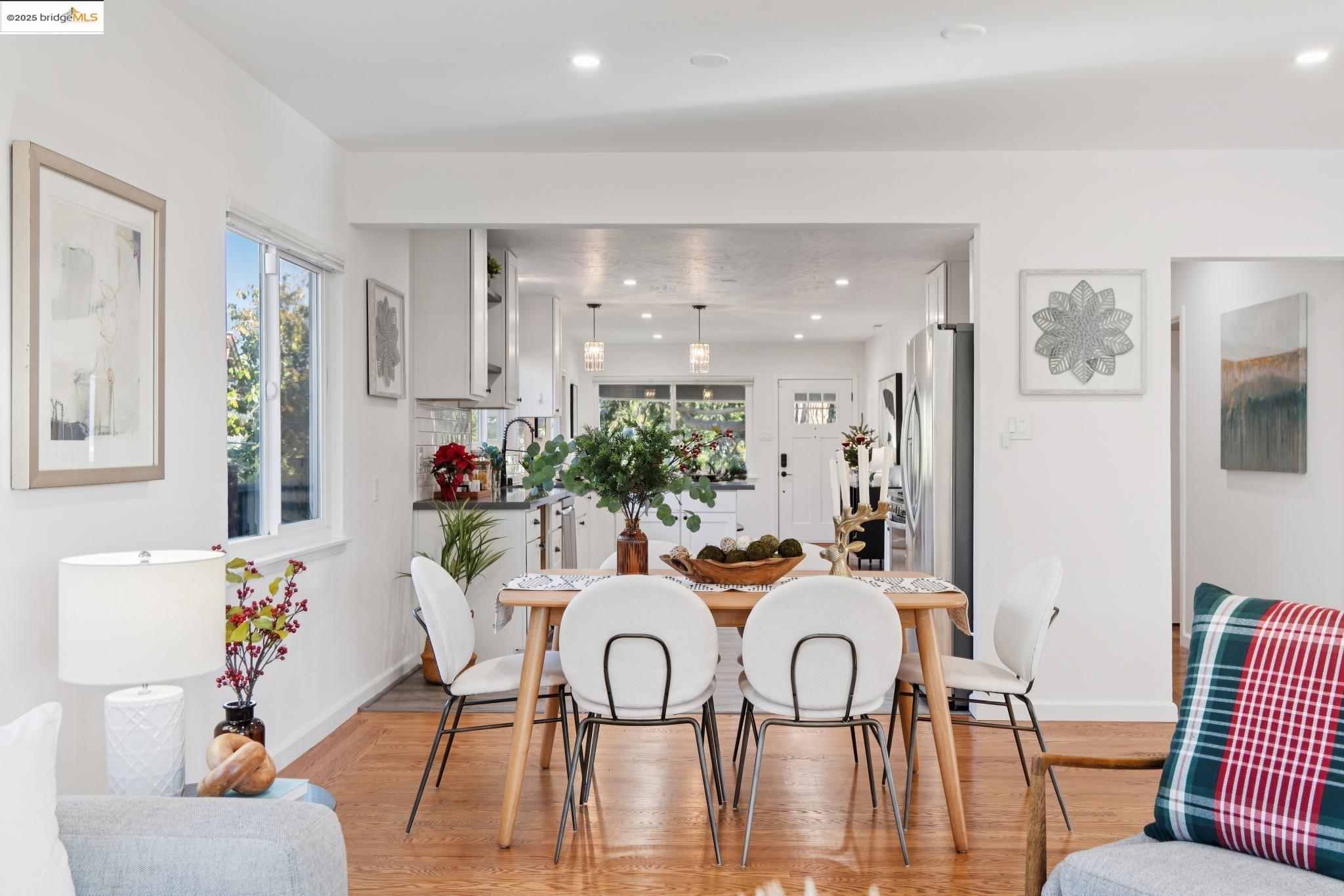 Detail Gallery Image 31 of 48 For 3471 Morcom Ave, Oakland,  CA 94619 - 3 Beds | 2 Baths