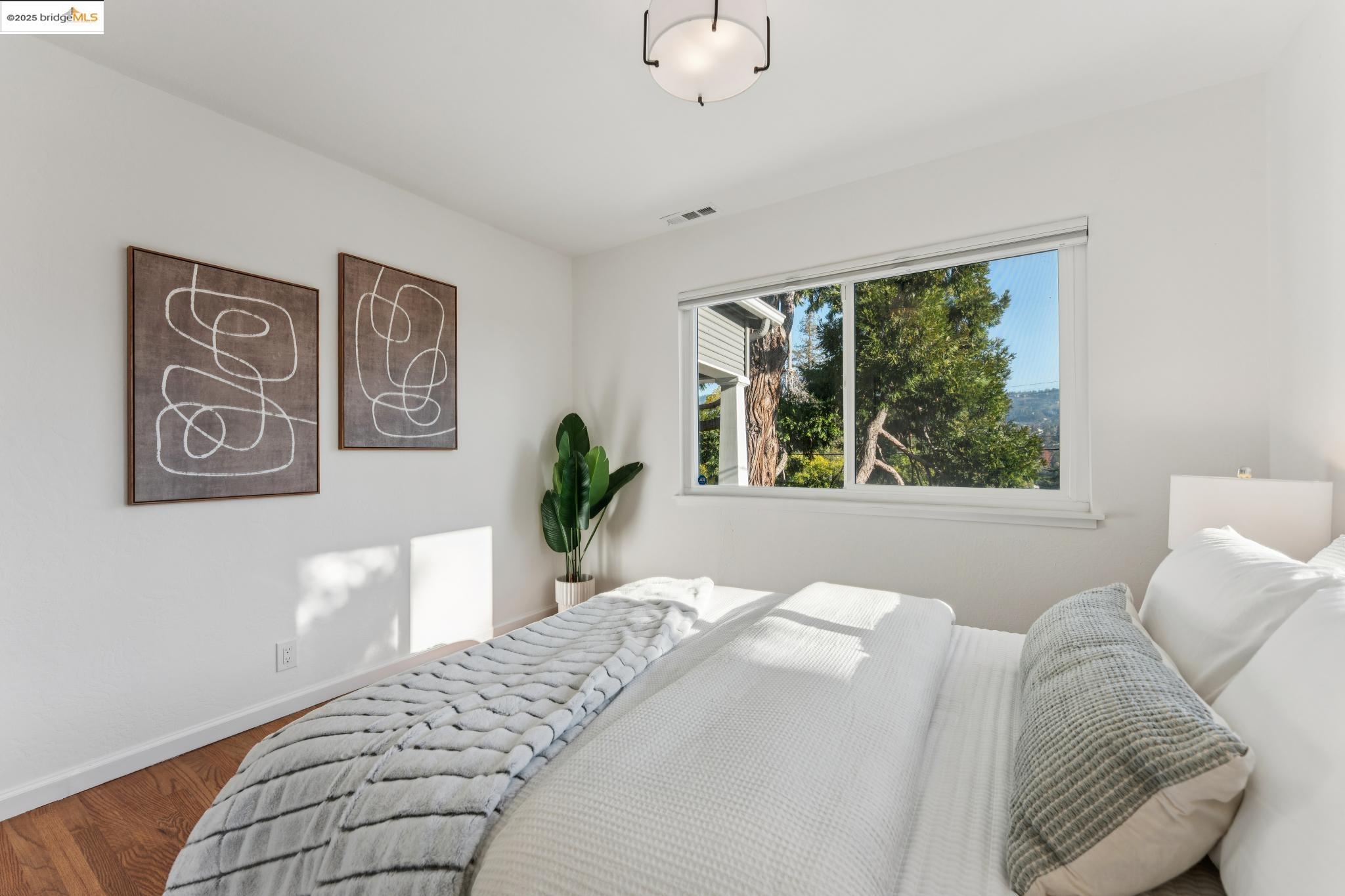 Detail Gallery Image 43 of 48 For 3471 Morcom Ave, Oakland,  CA 94619 - 3 Beds | 2 Baths