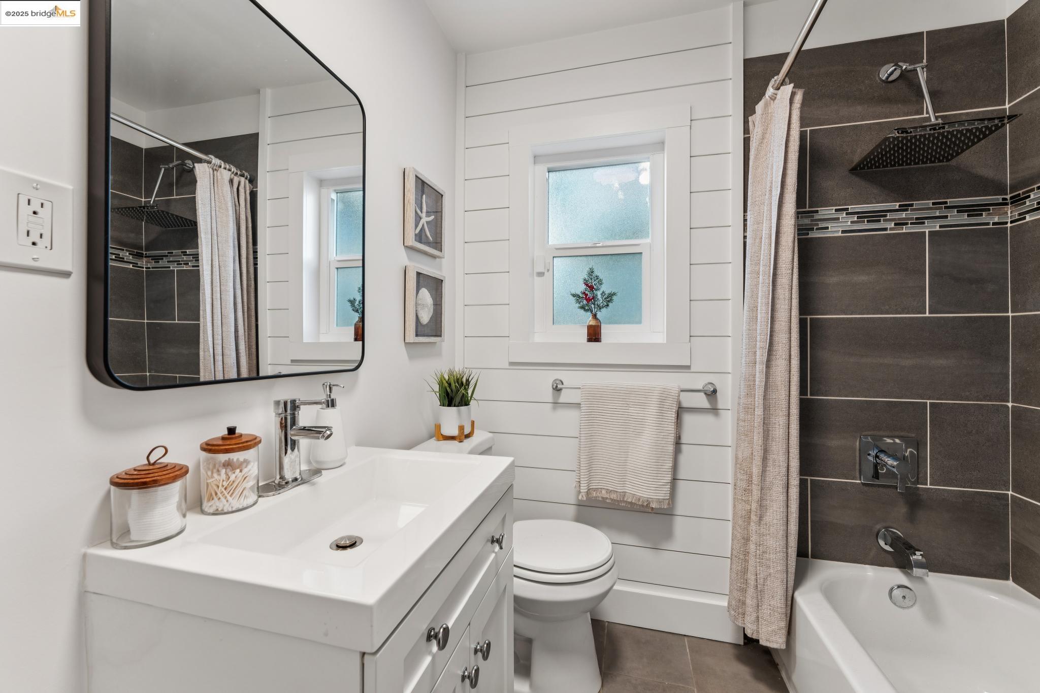 Detail Gallery Image 44 of 48 For 3471 Morcom Ave, Oakland,  CA 94619 - 3 Beds | 2 Baths