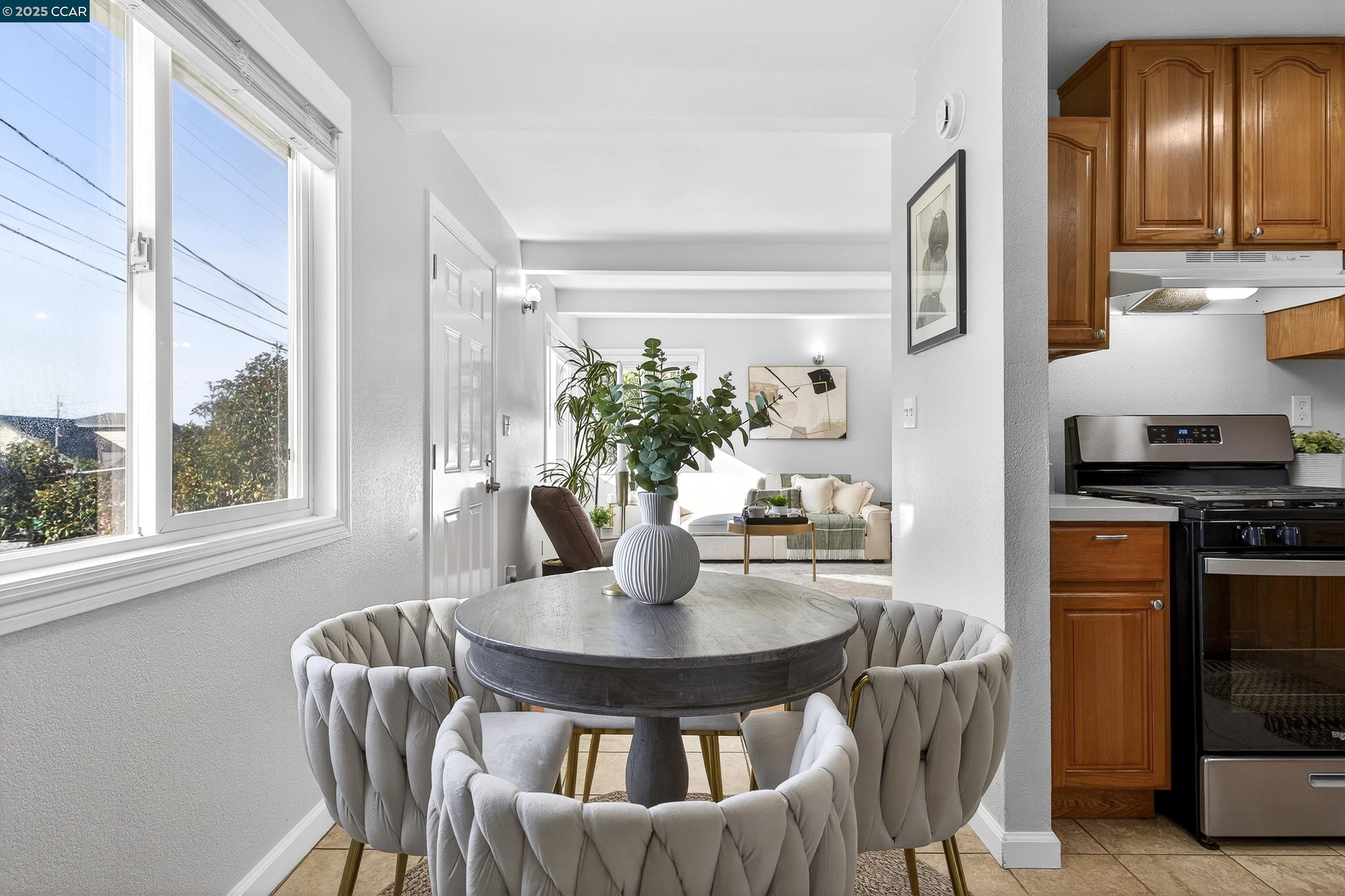 Detail Gallery Image 12 of 46 For 239 Jennifer Dr, San Pablo,  CA 94806 - 3 Beds | 1 Baths