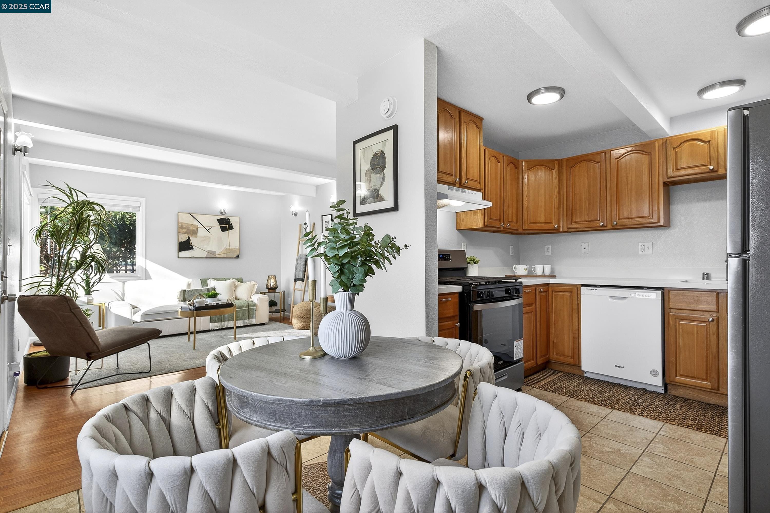 Detail Gallery Image 13 of 46 For 239 Jennifer Dr, San Pablo,  CA 94806 - 3 Beds | 1 Baths