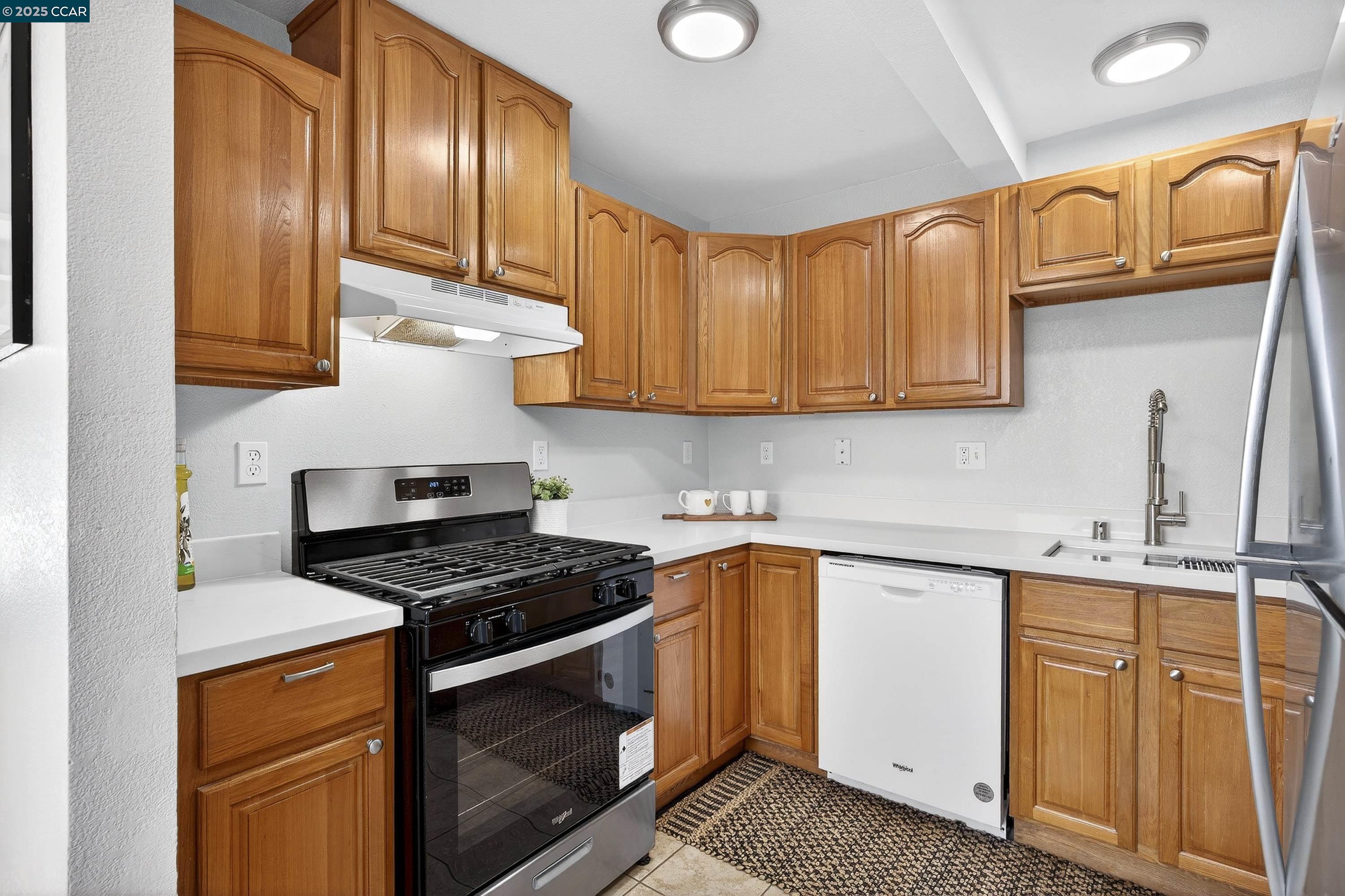 Detail Gallery Image 16 of 46 For 239 Jennifer Dr, San Pablo,  CA 94806 - 3 Beds | 1 Baths