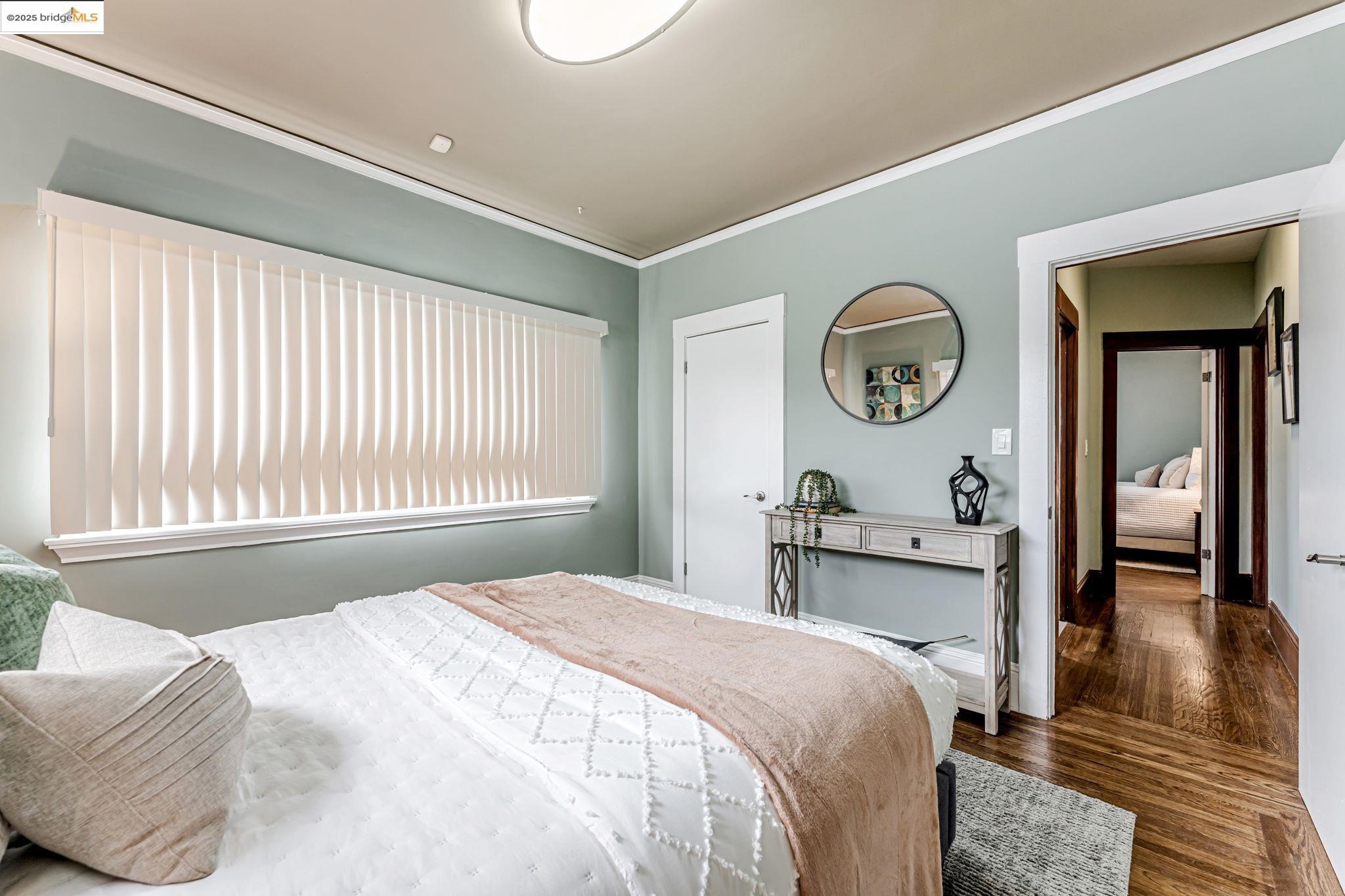 Detail Gallery Image 32 of 47 For 5712 Adeline St., Oakland,  CA 94608 - 3 Beds | 2 Baths