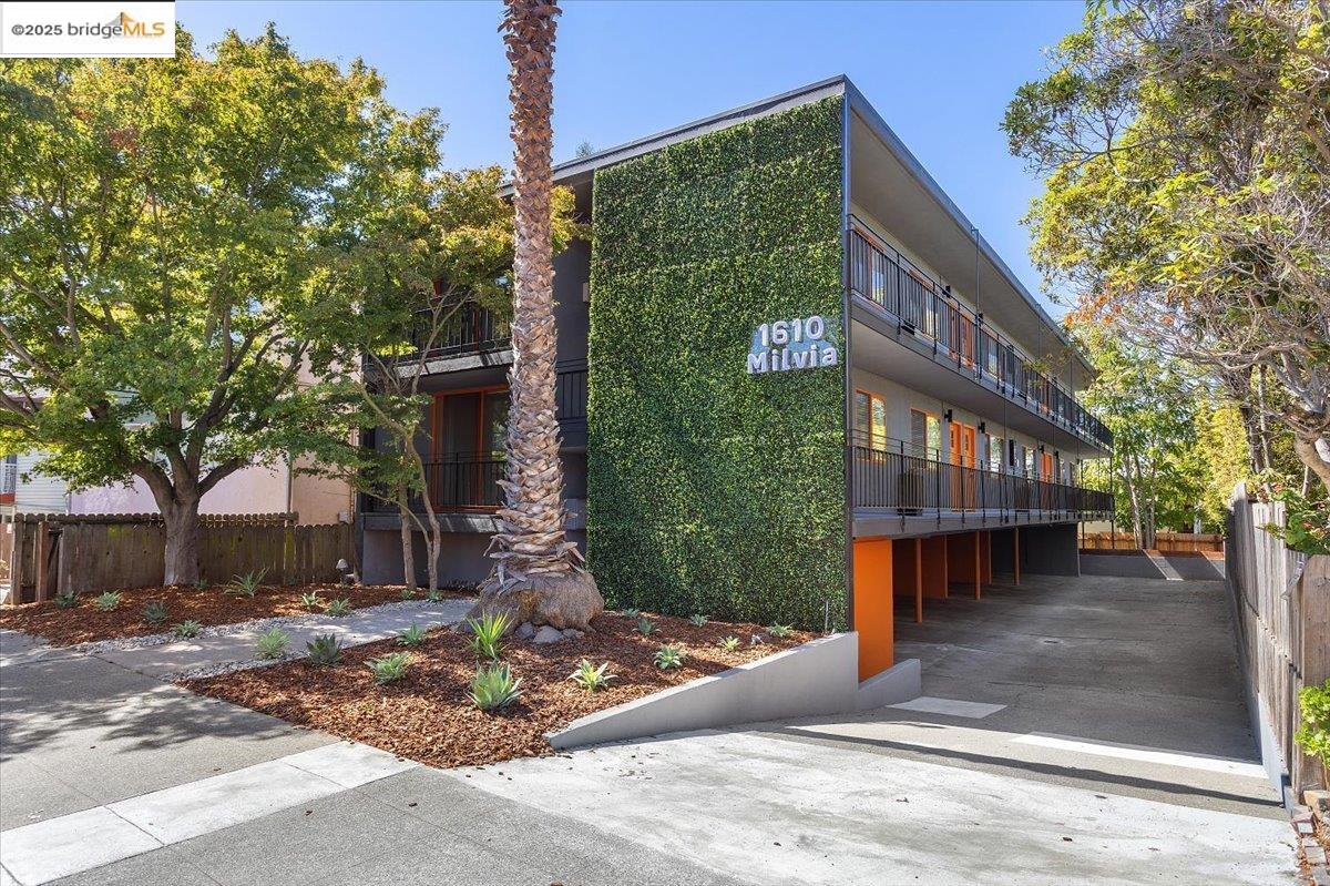 Detail Gallery Image 15 of 24 For 1610 Milvia St, Berkeley,  CA 94709 - – Beds | – Baths