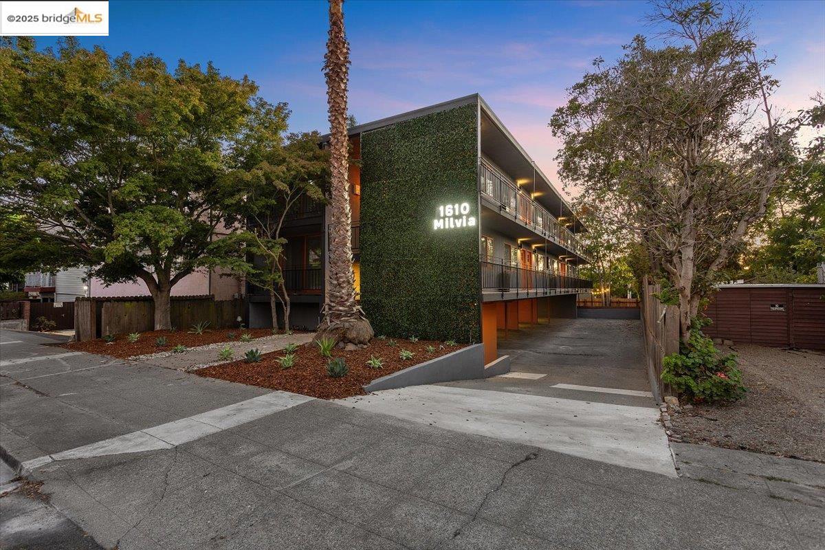 Detail Gallery Image 21 of 24 For 1610 Milvia St, Berkeley,  CA 94709 - – Beds | – Baths