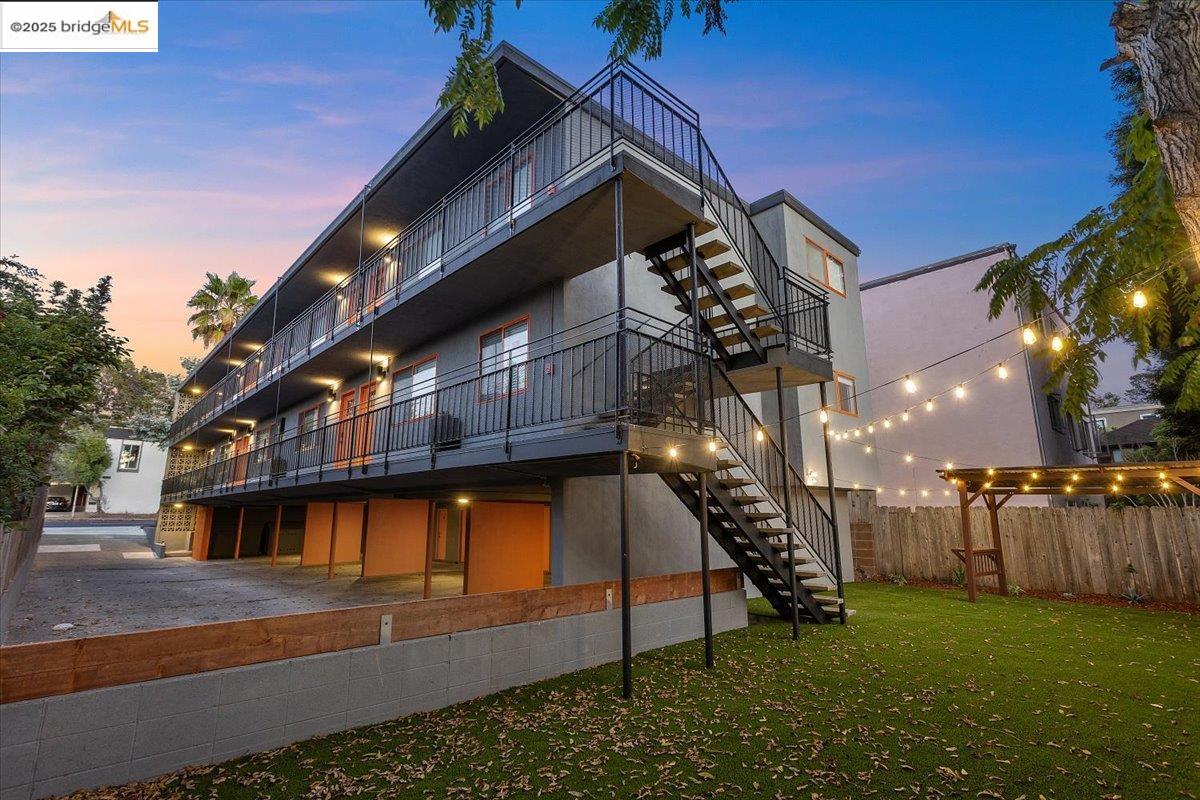 Detail Gallery Image 4 of 24 For 1610 Milvia St, Berkeley,  CA 94709 - – Beds | – Baths