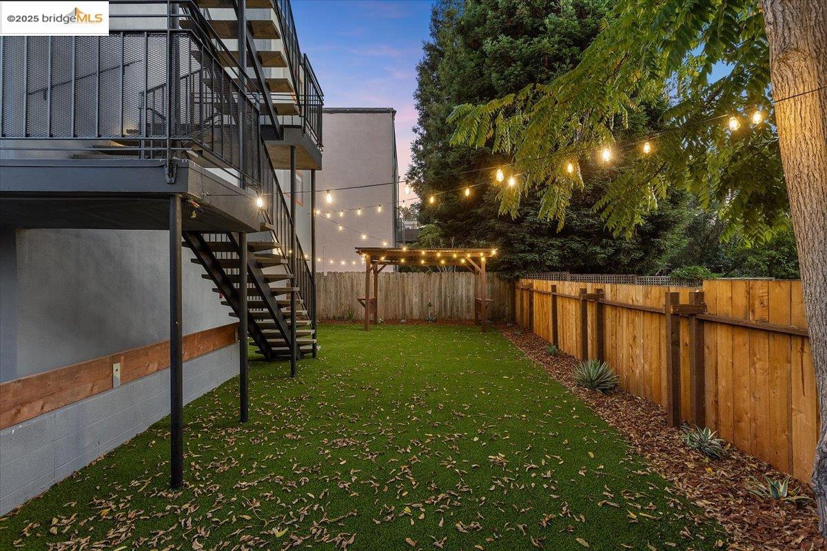 Detail Gallery Image 5 of 24 For 1610 Milvia St, Berkeley,  CA 94709 - – Beds | – Baths