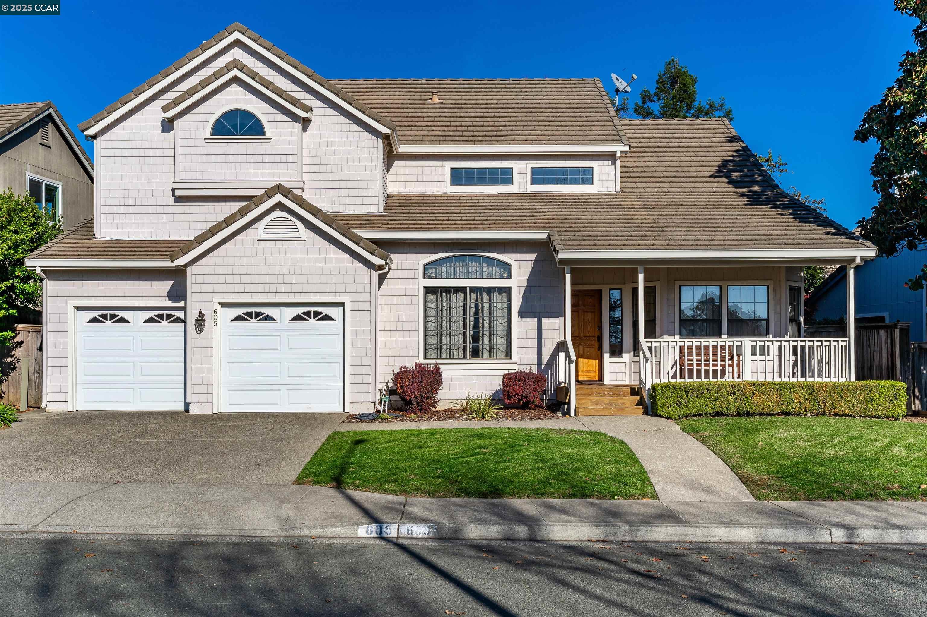 Detail Gallery Image 2 of 60 For 605 Barcelona Dr, Sonoma,  CA 95476-4434 - 4 Beds | 3 Baths