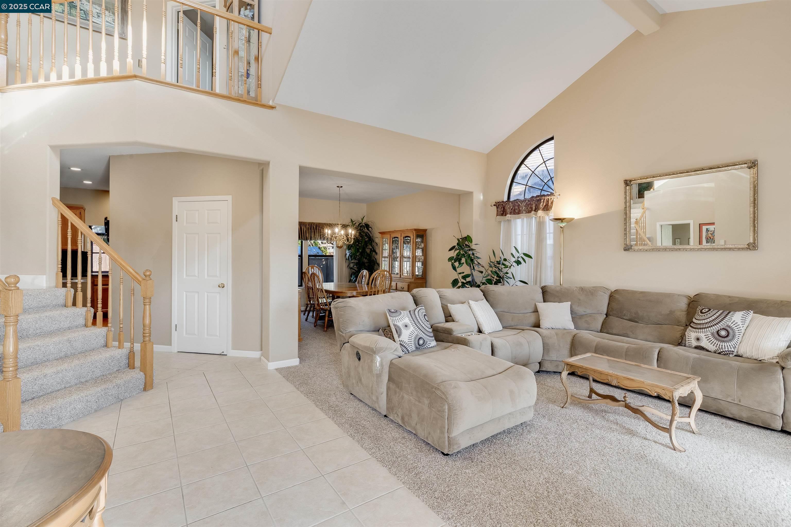 Detail Gallery Image 10 of 60 For 605 Barcelona Dr, Sonoma,  CA 95476-4434 - 4 Beds | 3 Baths