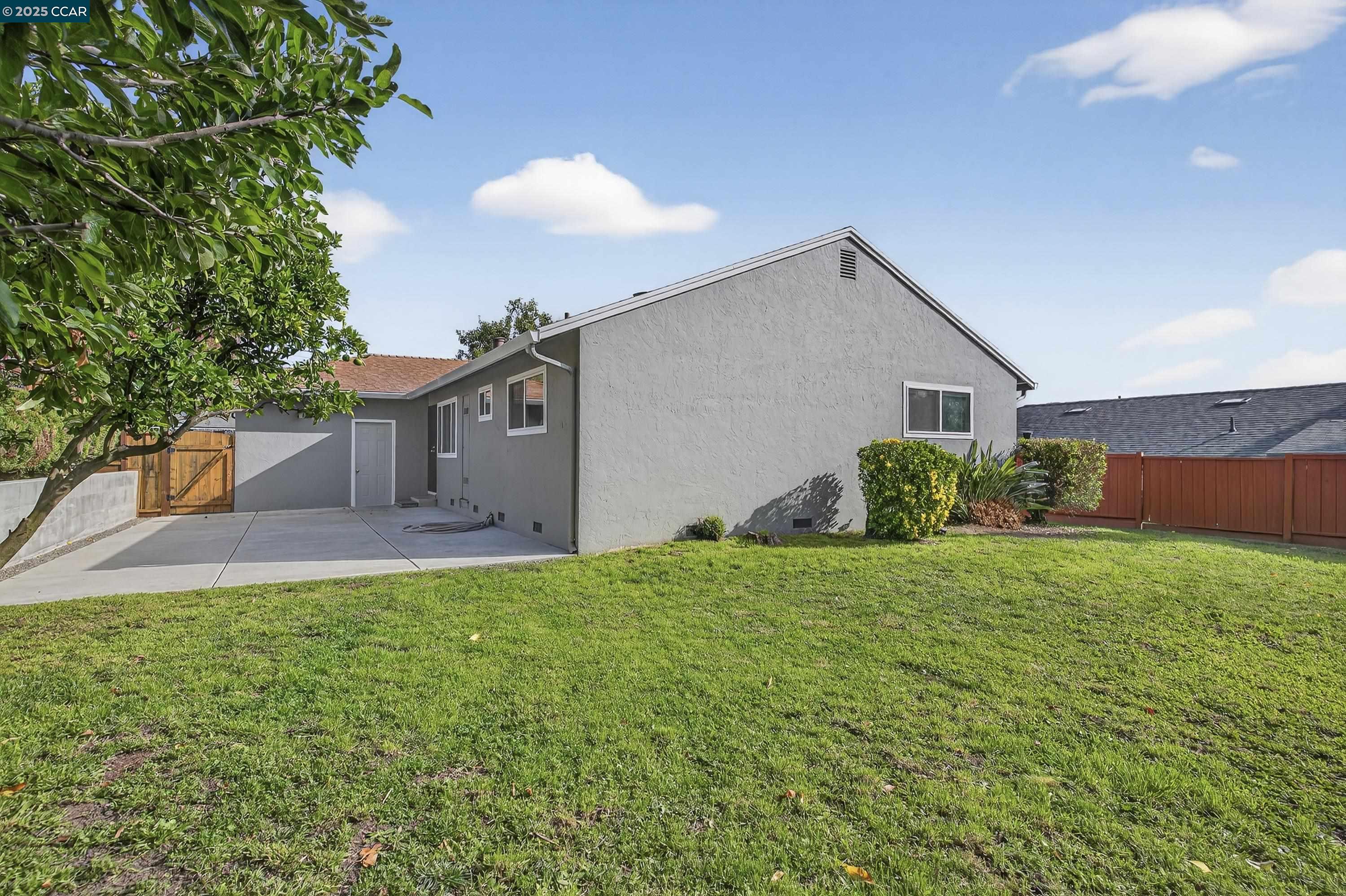 Detail Gallery Image 45 of 56 For 4512 Robert Way, Richmond,  CA 94803 - 3 Beds | 2 Baths