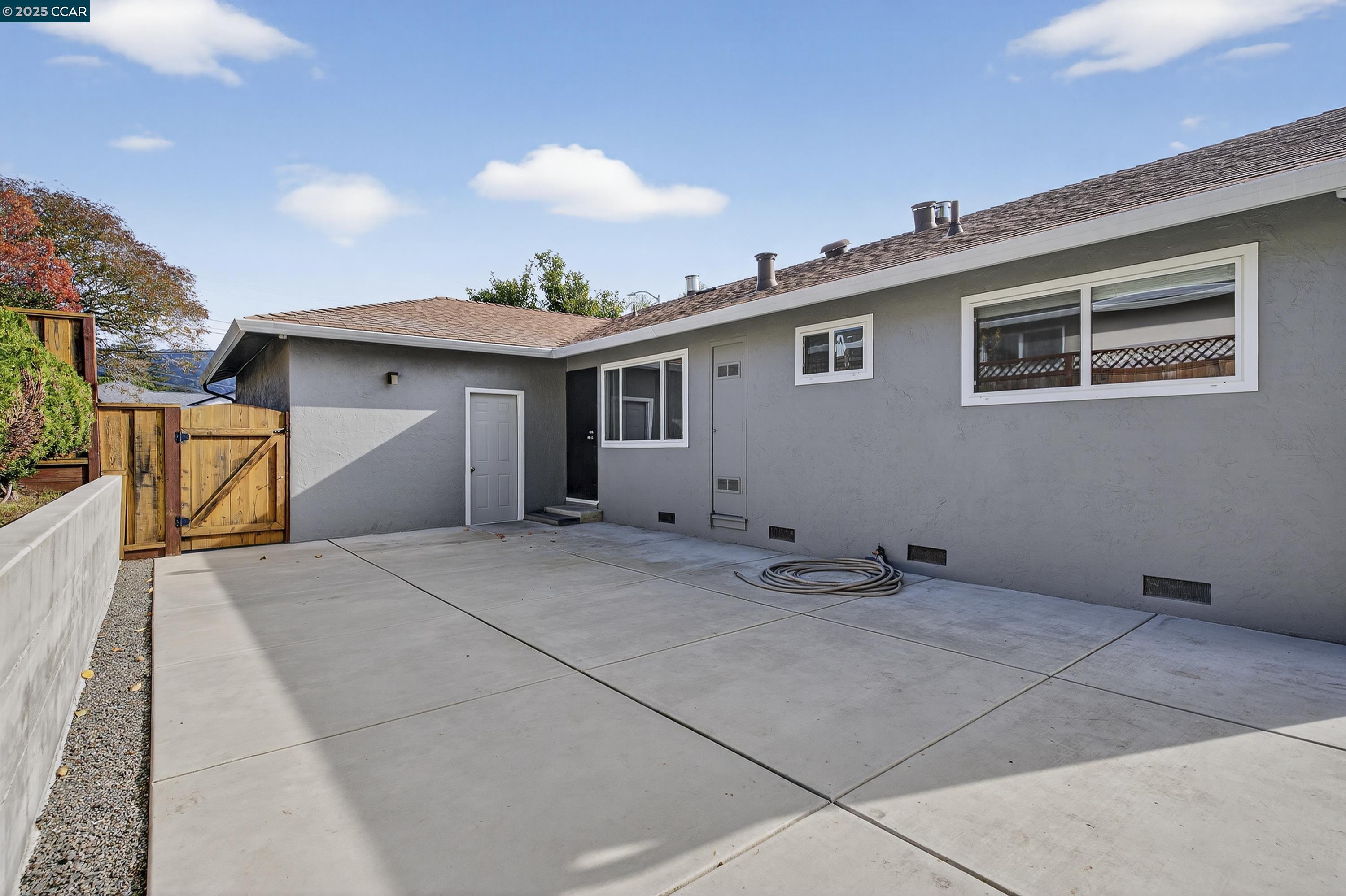 Detail Gallery Image 49 of 56 For 4512 Robert Way, Richmond,  CA 94803 - 3 Beds | 2 Baths