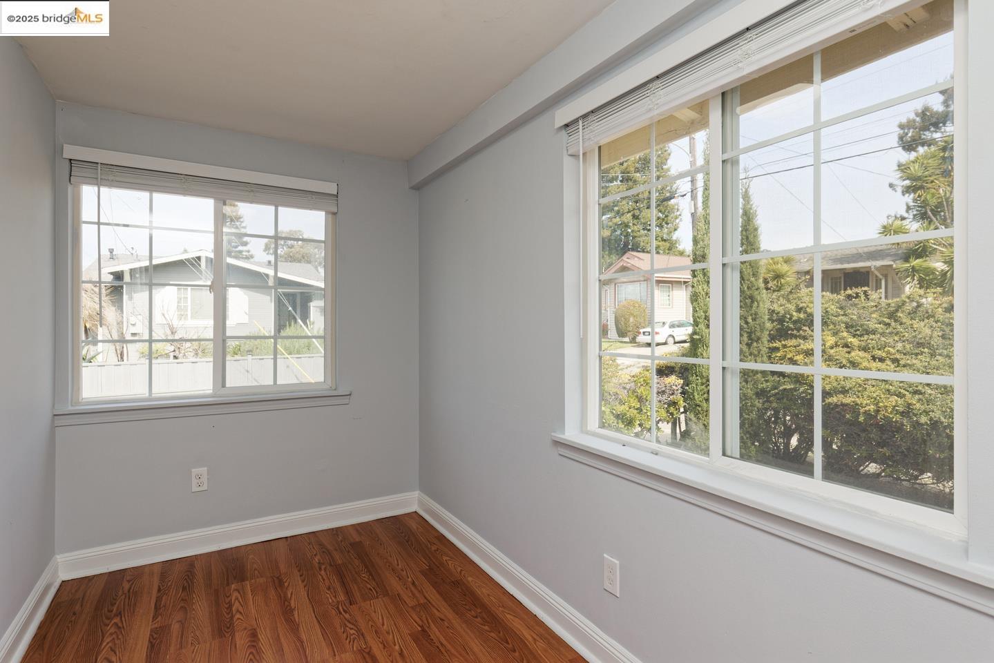 Detail Gallery Image 13 of 25 For 4251 Porter St, Oakland,  CA 94619 - 3 Beds | 2 Baths