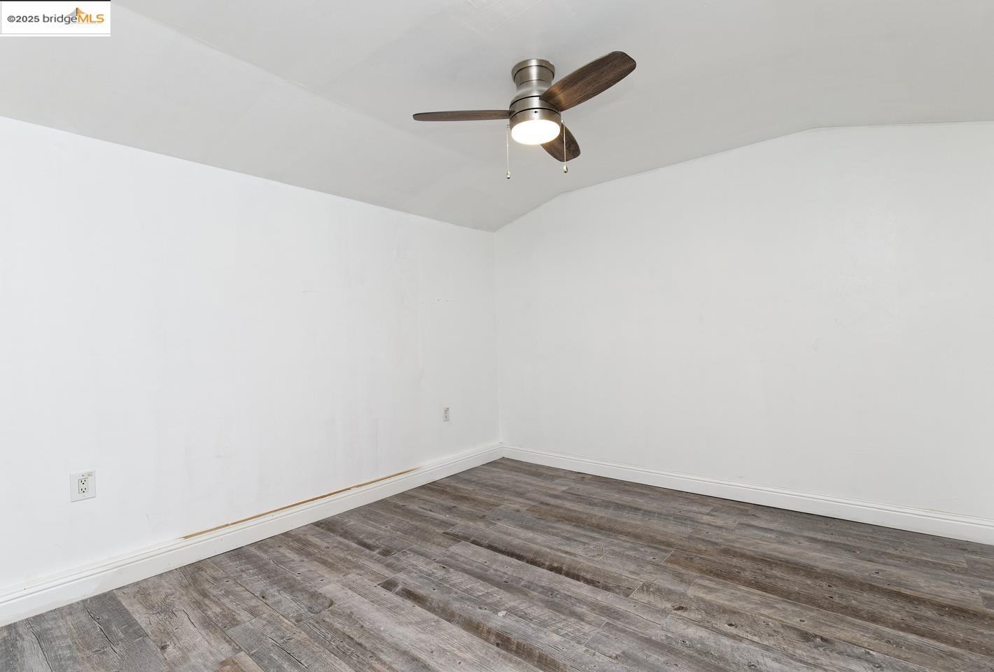 Detail Gallery Image 19 of 25 For 4251 Porter St, Oakland,  CA 94619 - 3 Beds | 2 Baths