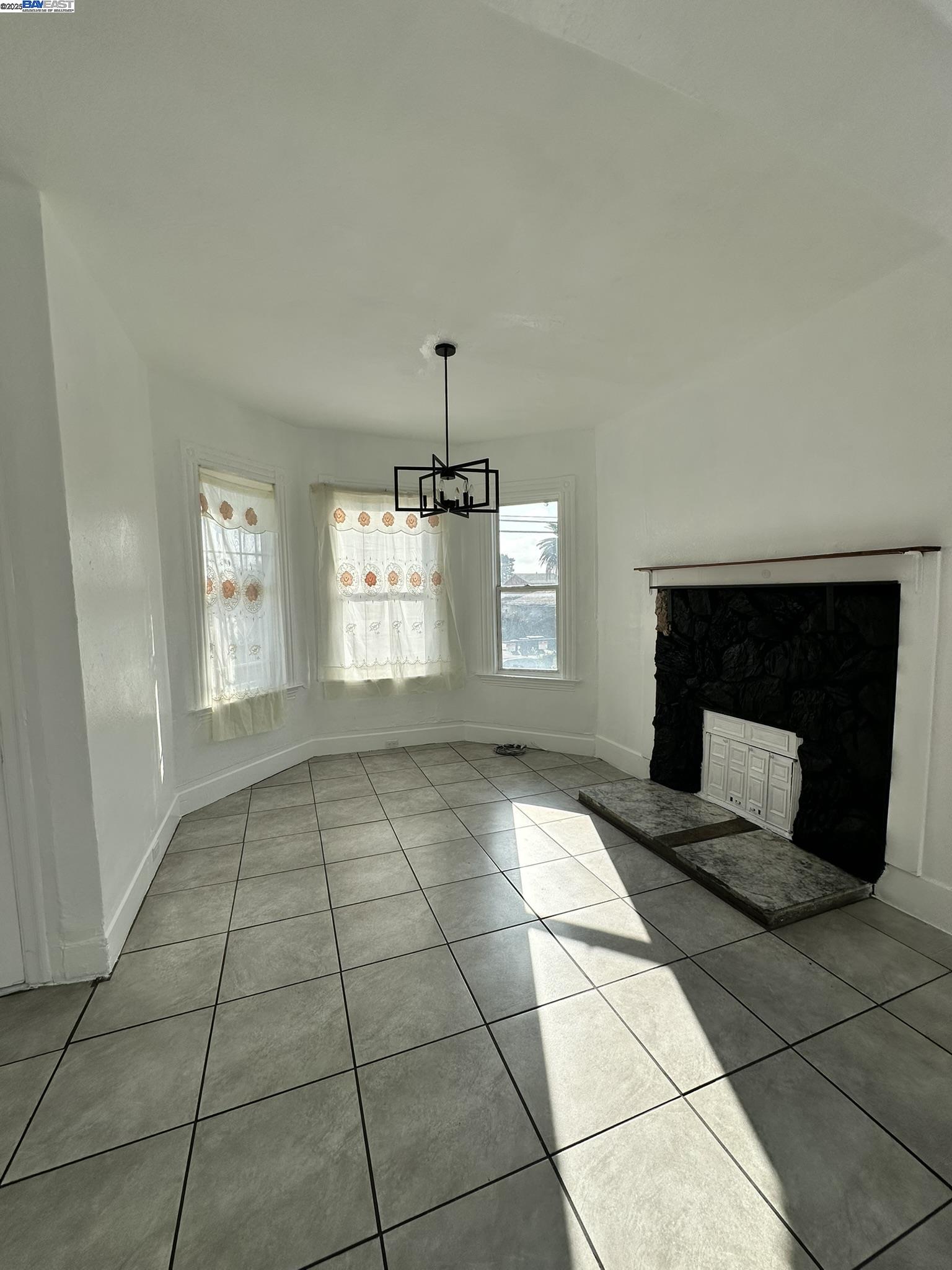 Detail Gallery Image 15 of 54 For 1725 96th Ave, Oakland,  CA 94603 - – Beds | – Baths