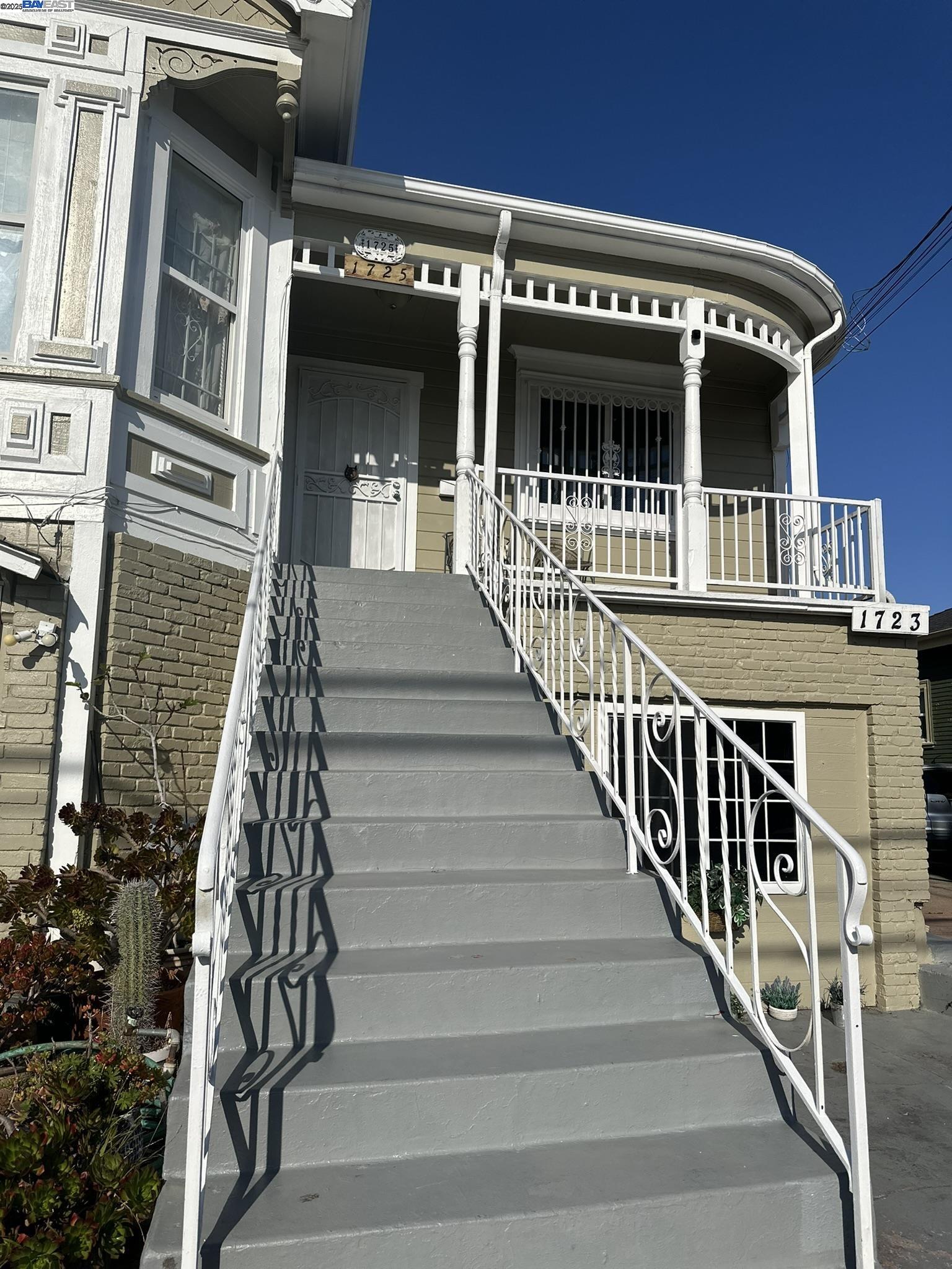 Detail Gallery Image 3 of 54 For 1725 96th Ave, Oakland,  CA 94603 - – Beds | – Baths