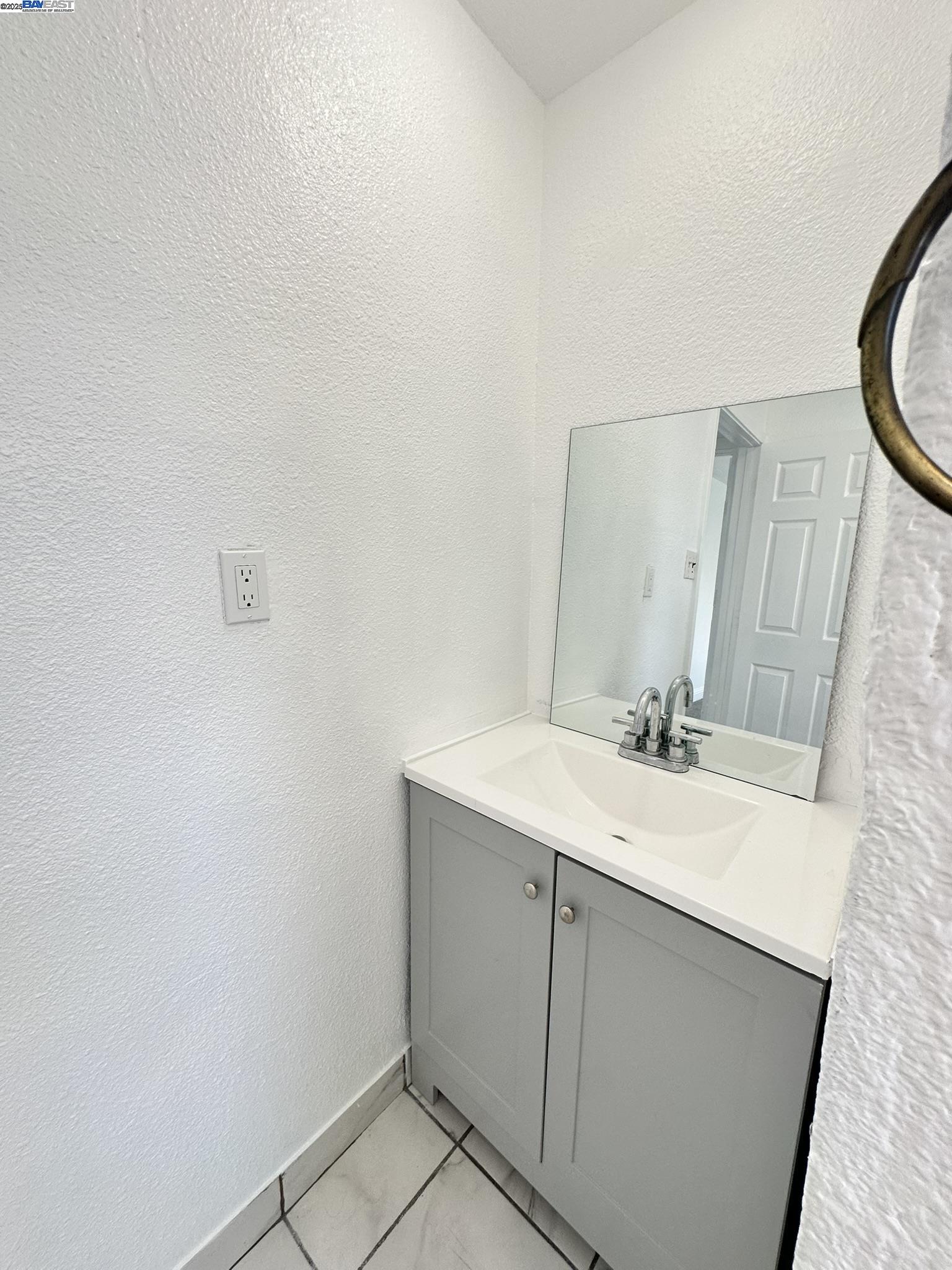 Detail Gallery Image 23 of 54 For 1725 96th Ave, Oakland,  CA 94603 - – Beds | – Baths