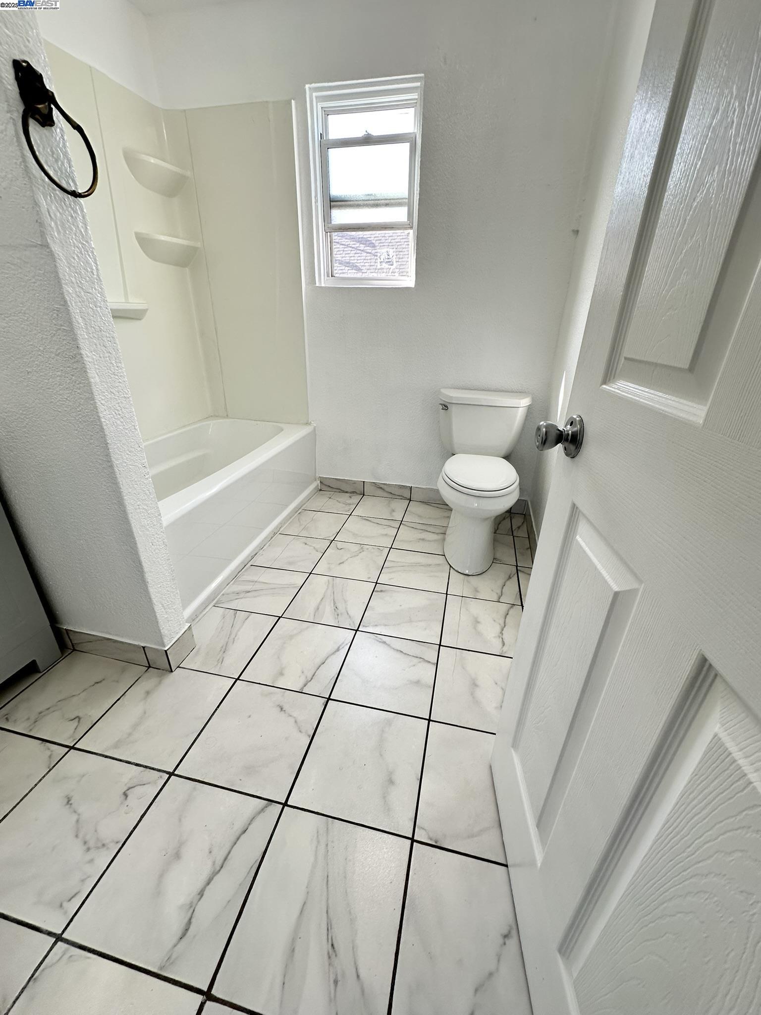 Detail Gallery Image 26 of 54 For 1725 96th Ave, Oakland,  CA 94603 - – Beds | – Baths