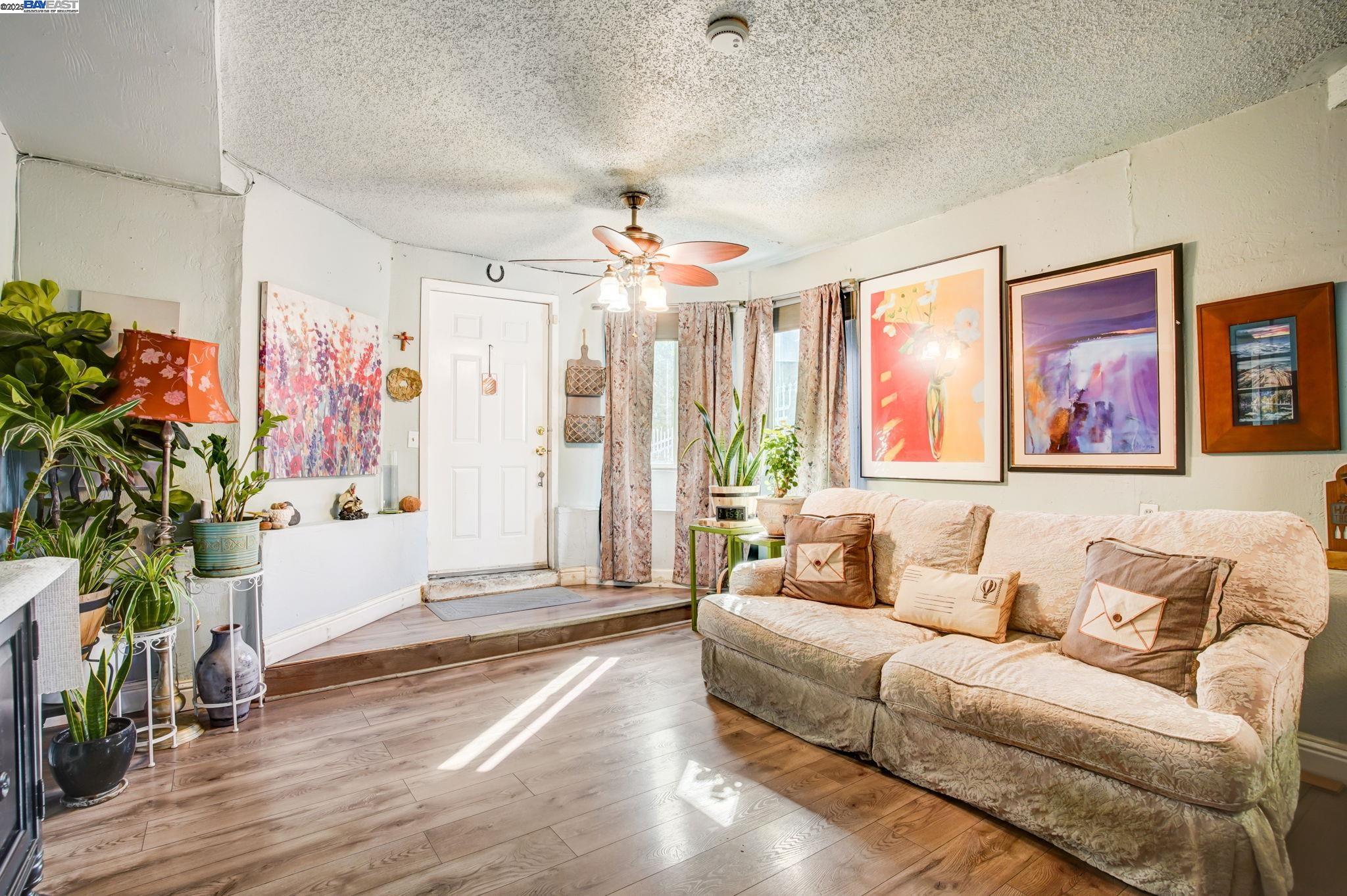 Detail Gallery Image 6 of 54 For 1725 96th Ave, Oakland,  CA 94603 - – Beds | – Baths