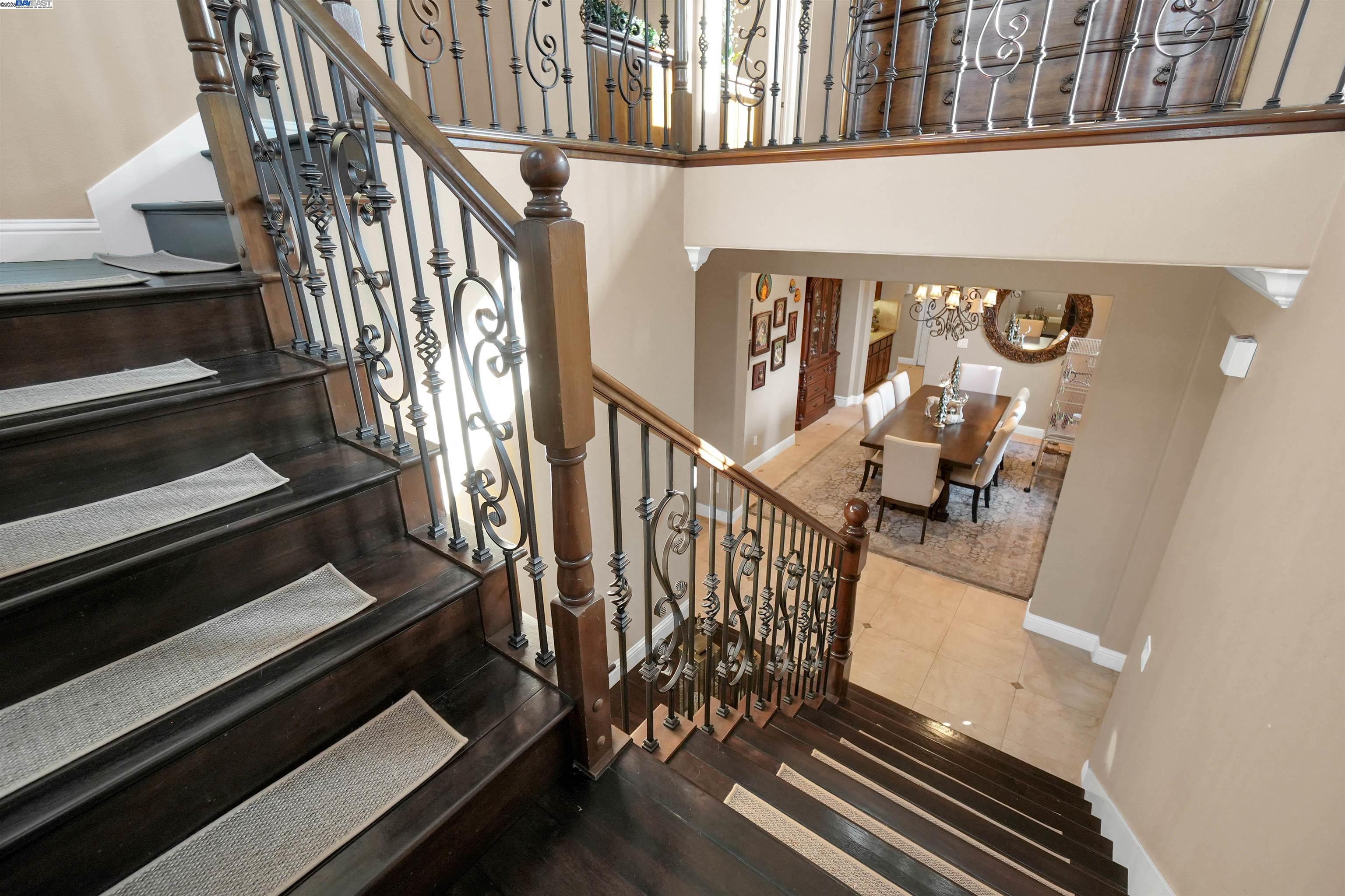 Detail Gallery Image 11 of 56 For 826 Thayer Ct, San Ramon,  CA 94582 - 5 Beds | 4/1 Baths