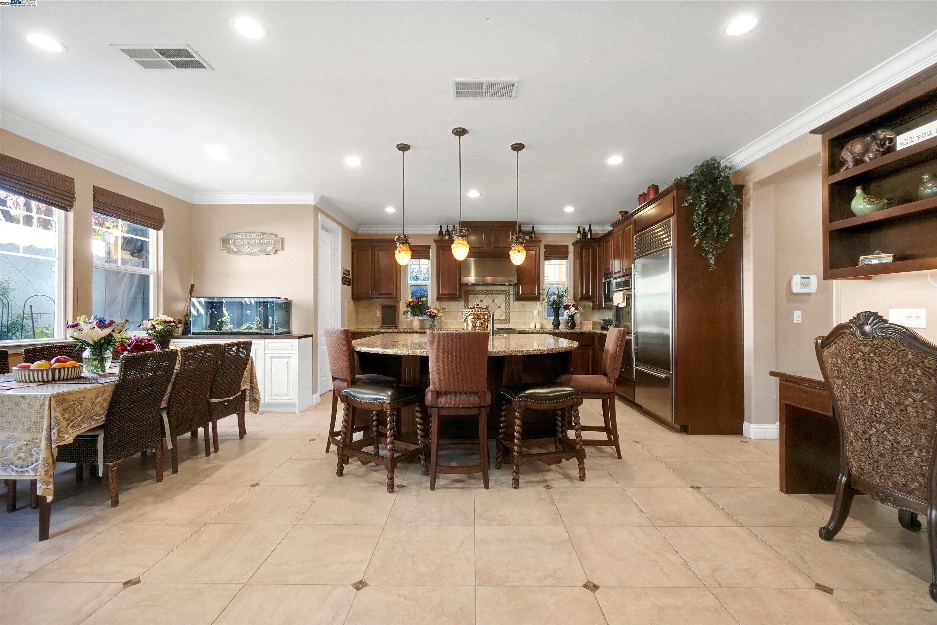 Detail Gallery Image 22 of 56 For 826 Thayer Ct, San Ramon,  CA 94582 - 5 Beds | 4/1 Baths