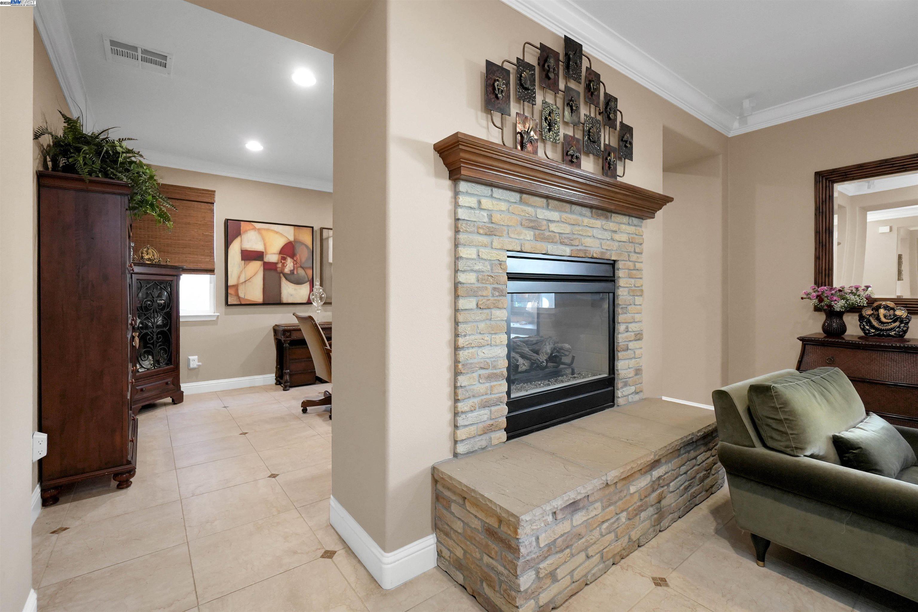 Detail Gallery Image 24 of 56 For 826 Thayer Ct, San Ramon,  CA 94582 - 5 Beds | 4/1 Baths