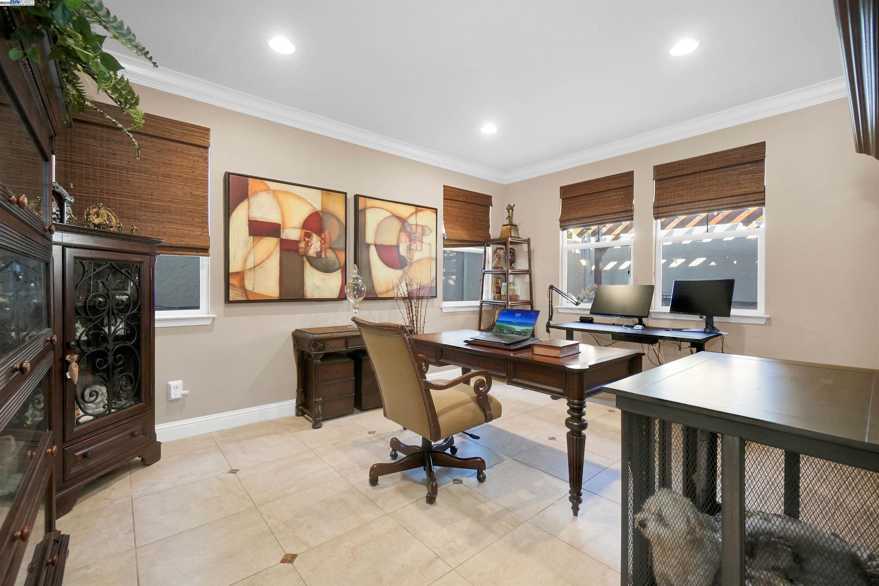 Detail Gallery Image 25 of 56 For 826 Thayer Ct, San Ramon,  CA 94582 - 5 Beds | 4/1 Baths