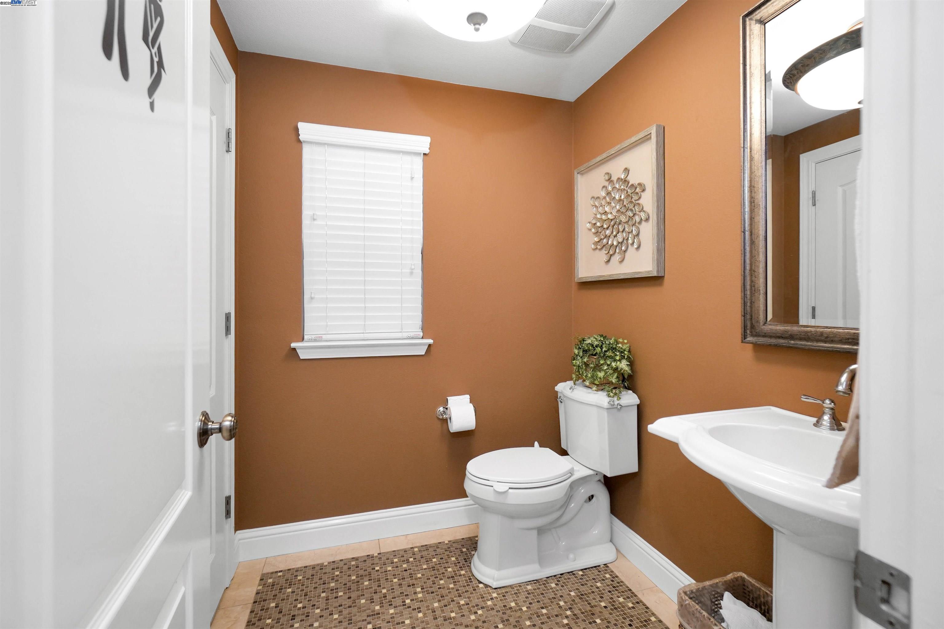 Detail Gallery Image 26 of 56 For 826 Thayer Ct, San Ramon,  CA 94582 - 5 Beds | 4/1 Baths