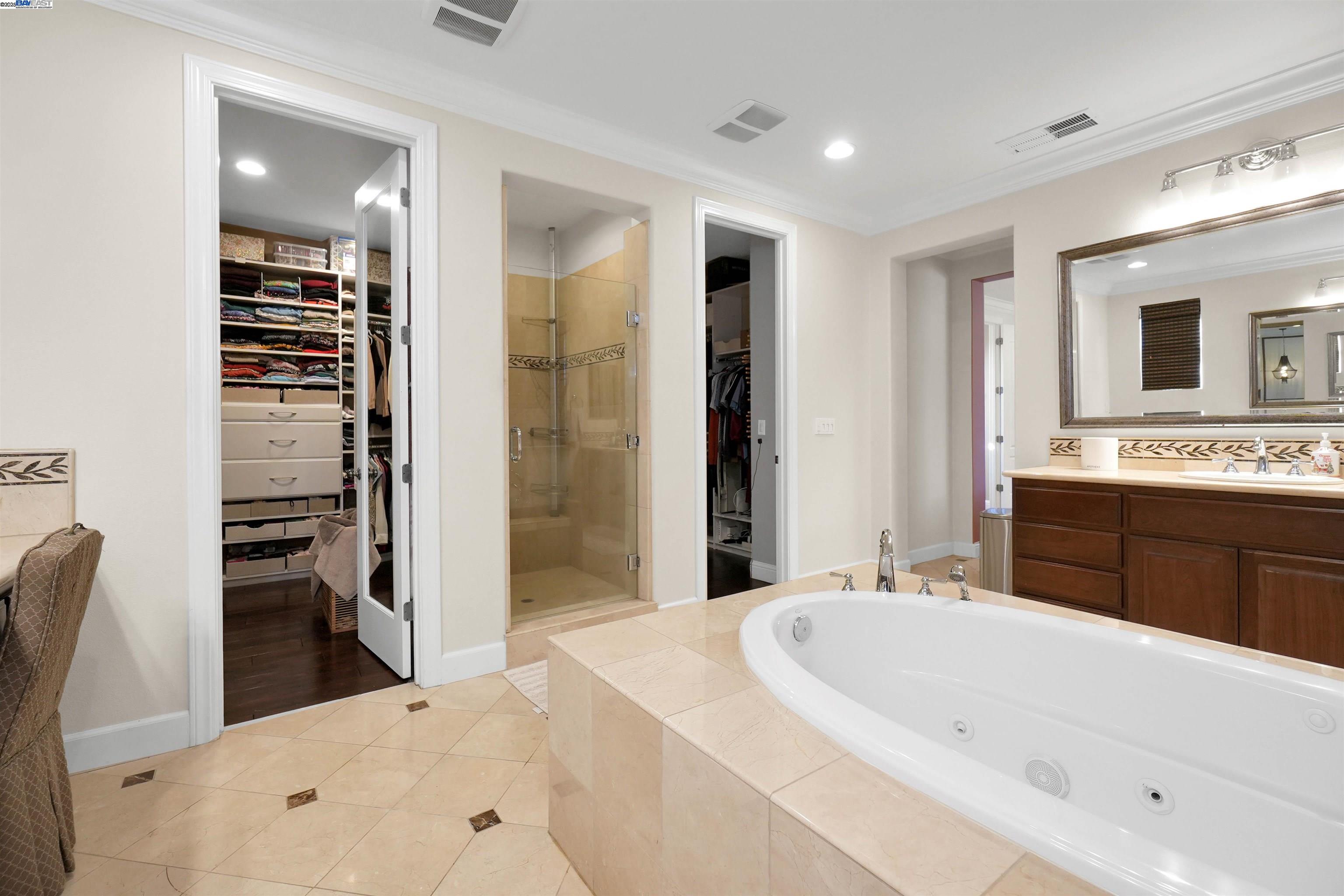 Detail Gallery Image 30 of 56 For 826 Thayer Ct, San Ramon,  CA 94582 - 5 Beds | 4/1 Baths