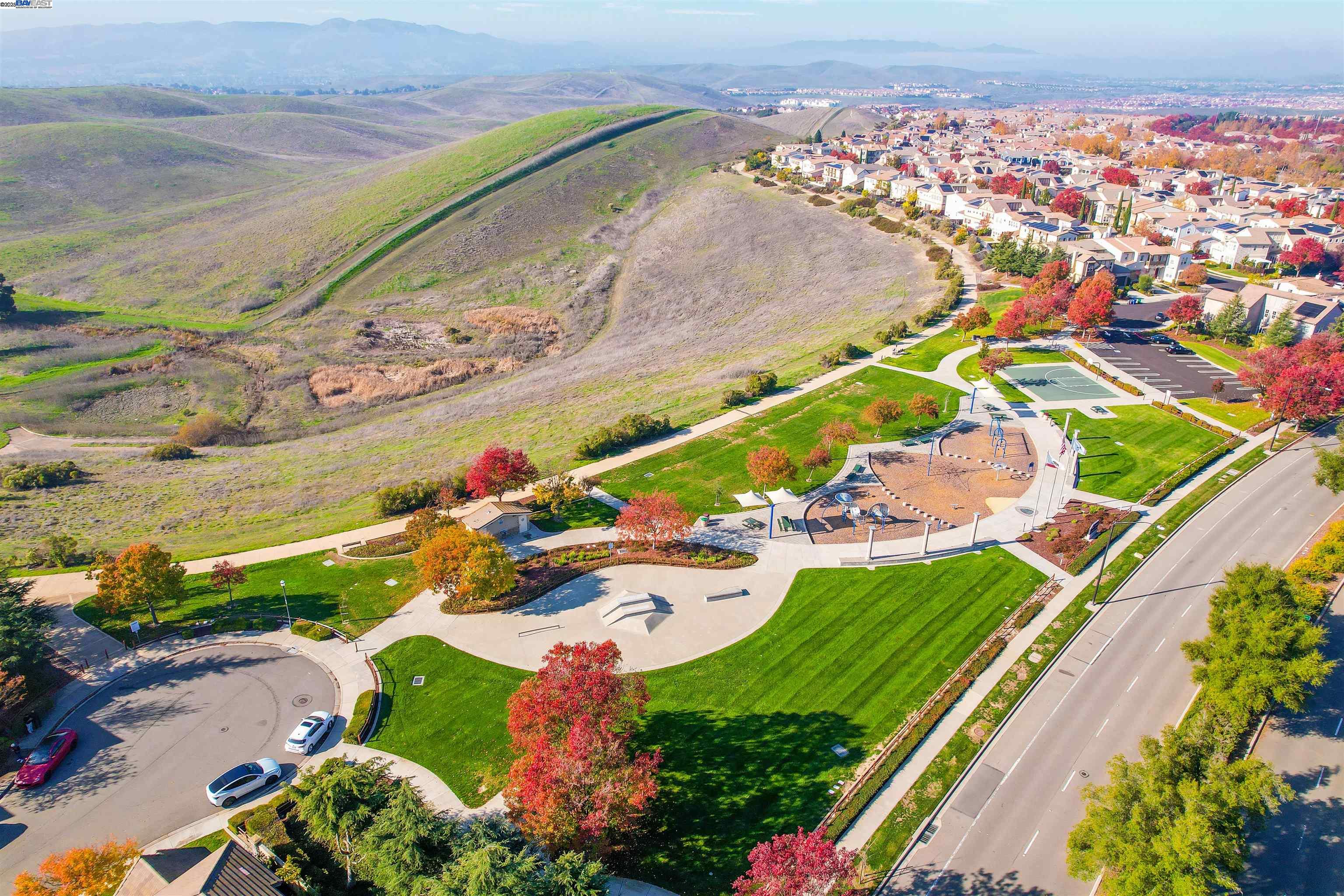 Detail Gallery Image 51 of 56 For 826 Thayer Ct, San Ramon,  CA 94582 - 5 Beds | 4/1 Baths