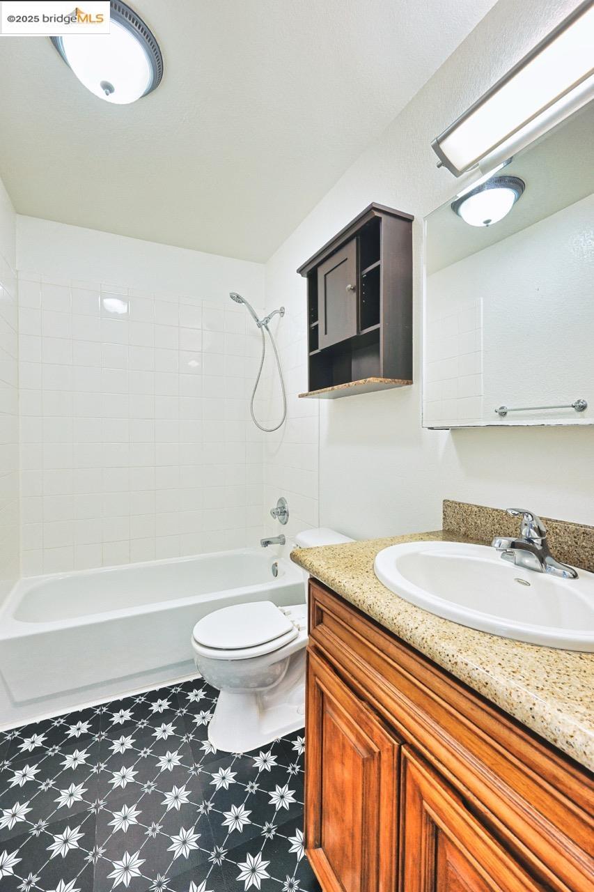 Detail Gallery Image 18 of 21 For 222 Piedmont Lane, Pittsburg,  CA 94565 - 1 Beds | 1 Baths