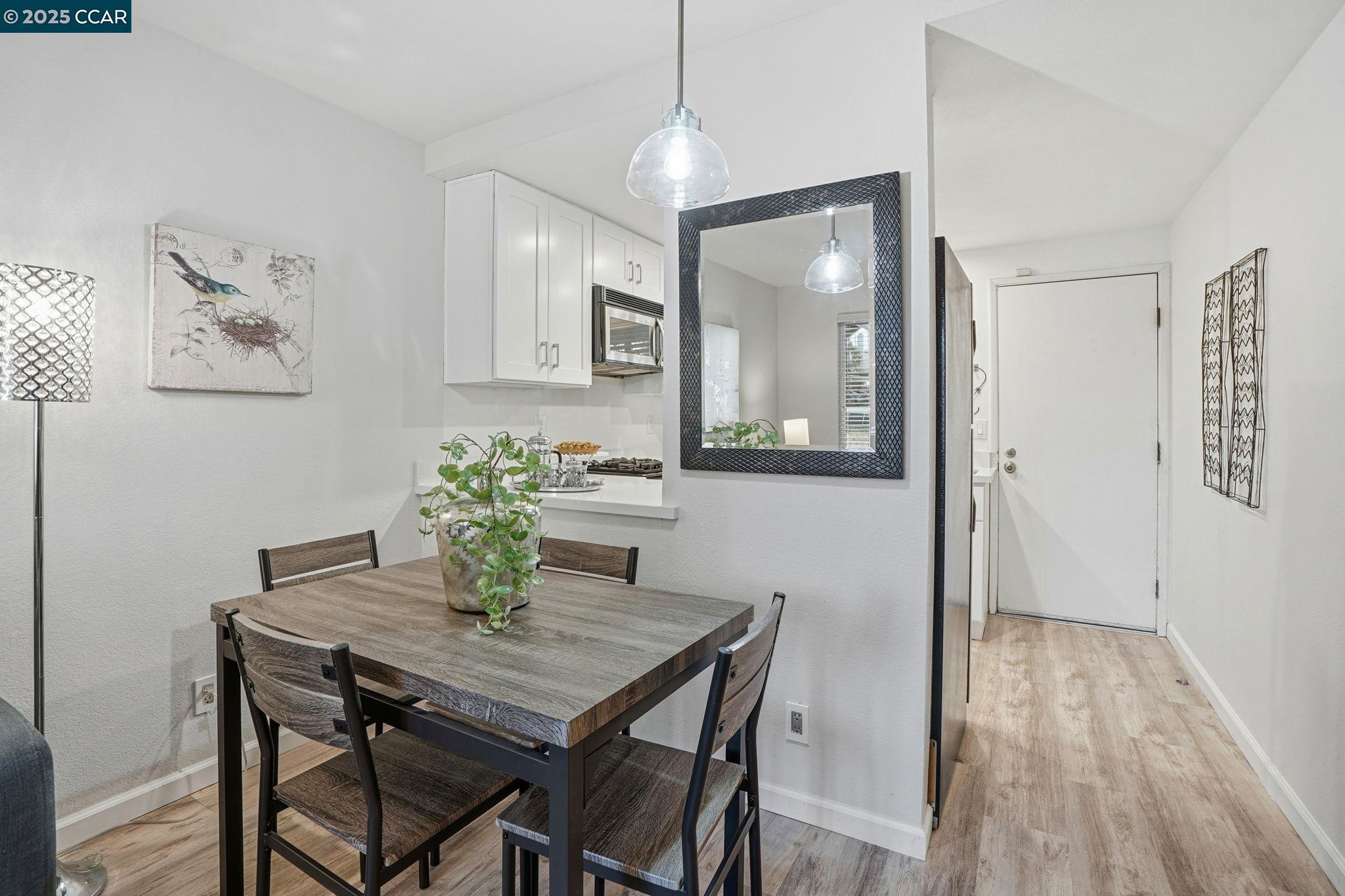 Photo #12: 41118617 Listing: Photo #12