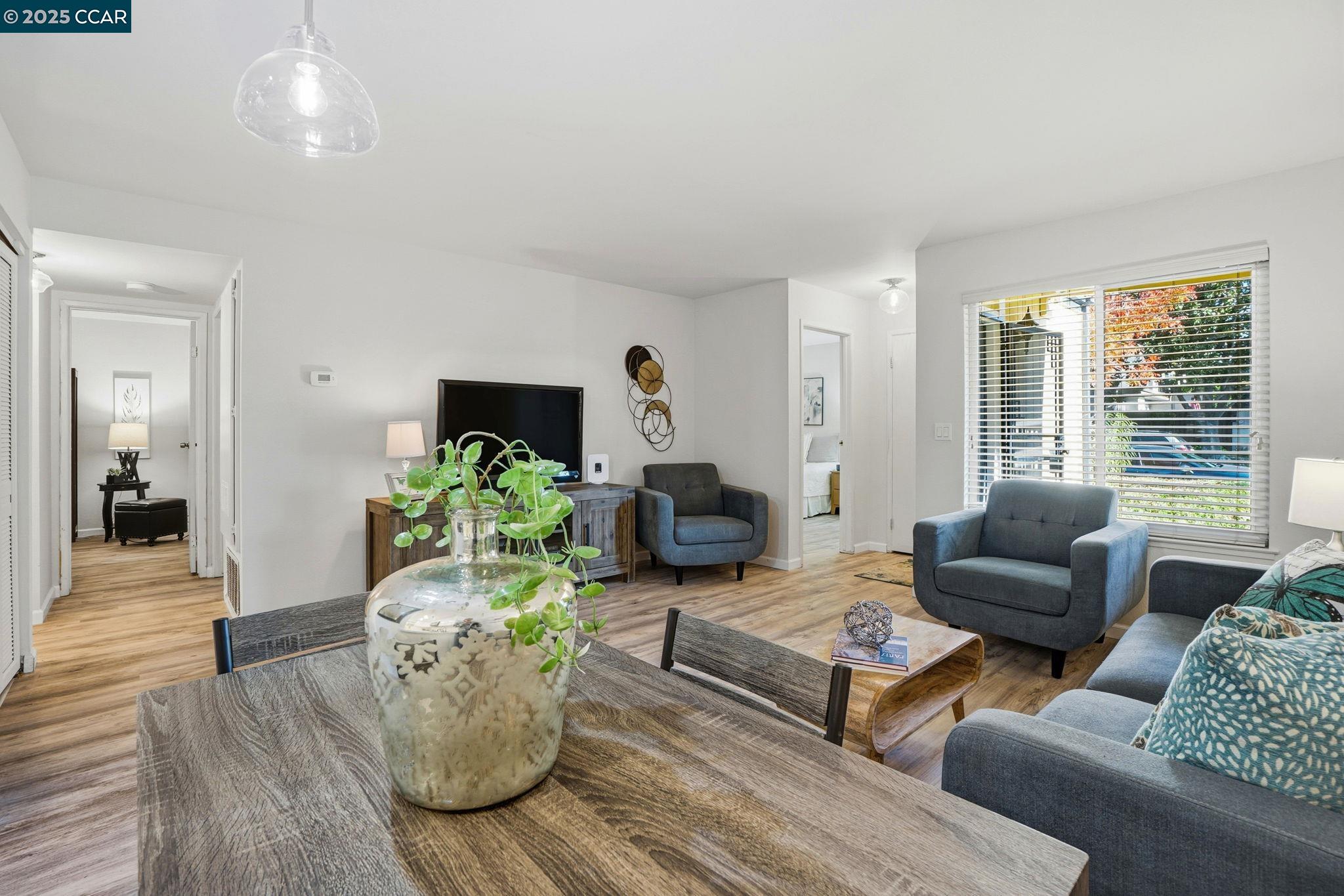 Photo #13: 41118617 Listing: Photo #13