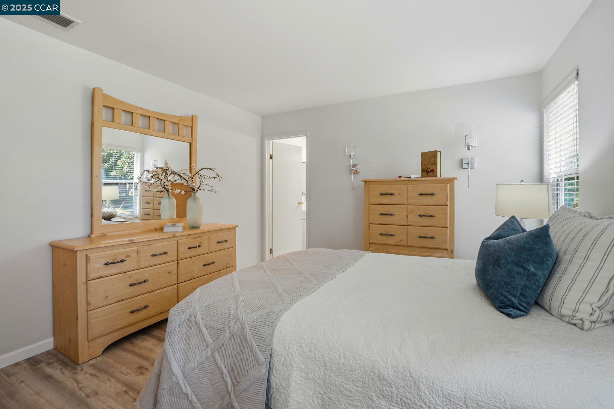 Photo #22: 41118617 Listing: Photo #22