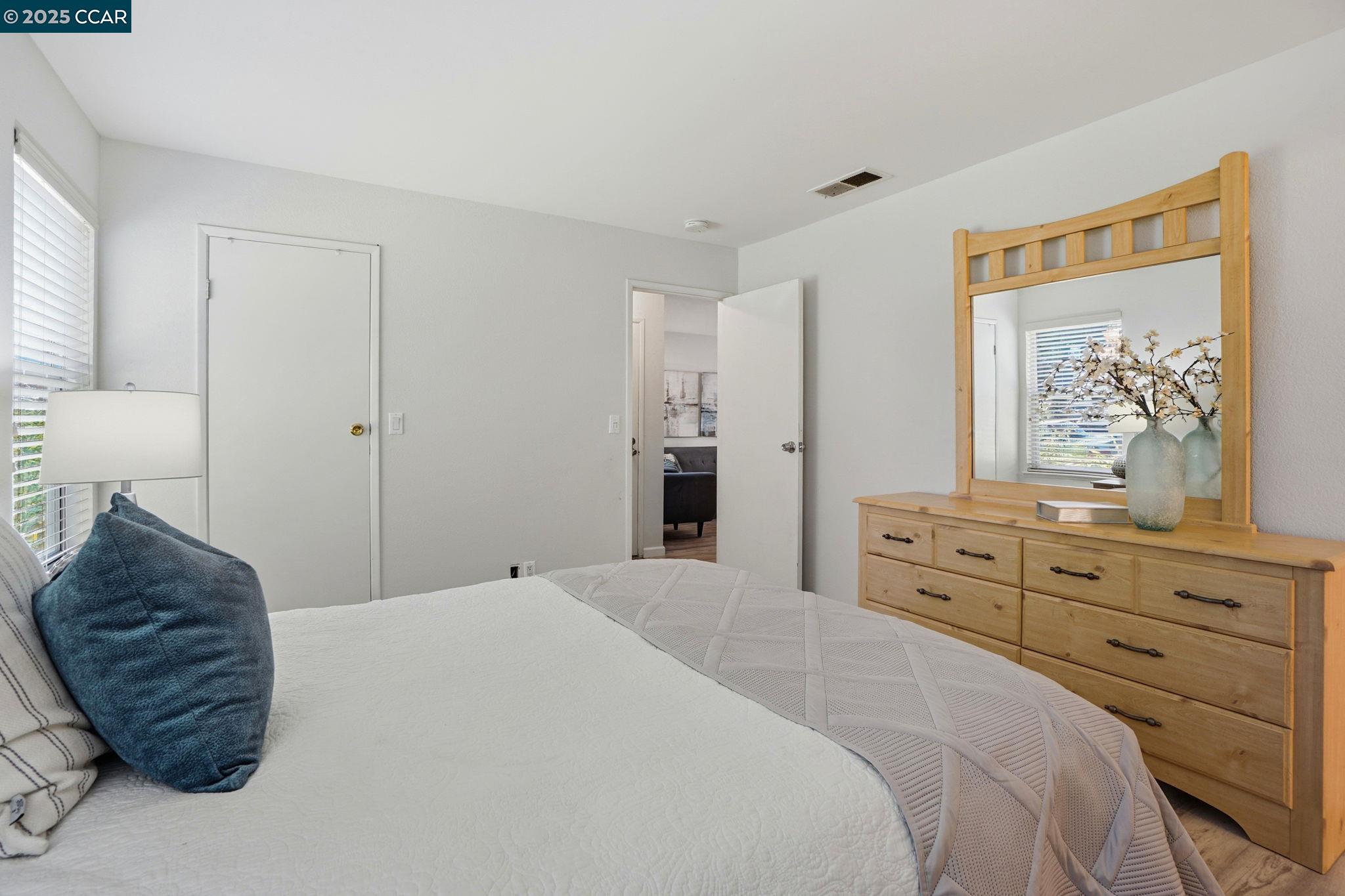 Photo #24: 41118617 Listing: Photo #24