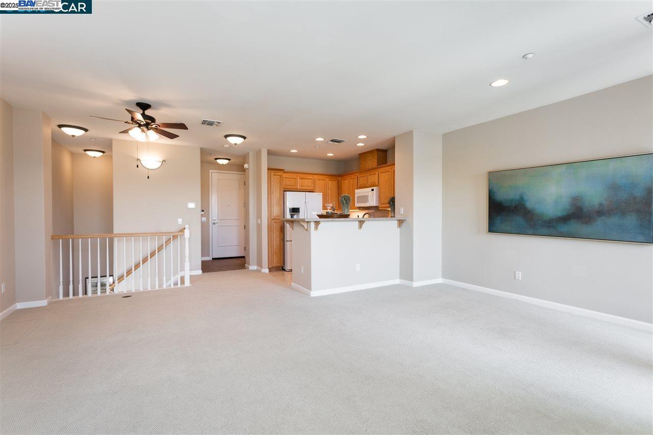 Photo #8: 41118619 Listing: Photo #8