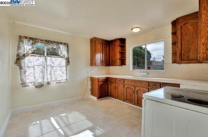 Detail Gallery Image 12 of 25 For 10311 Dover Way, San Jose,  CA 95127 - 3 Beds | 1 Baths