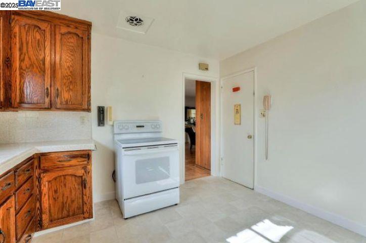 Detail Gallery Image 14 of 25 For 10311 Dover Way, San Jose,  CA 95127 - 3 Beds | 1 Baths