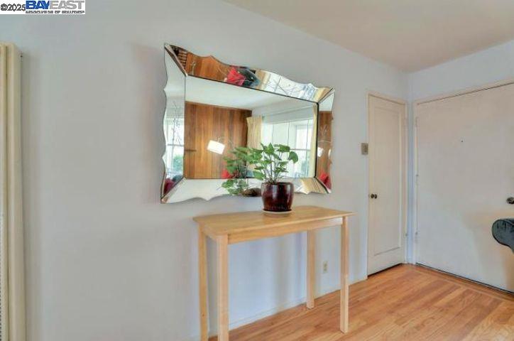 Detail Gallery Image 9 of 25 For 10311 Dover Way, San Jose,  CA 95127 - 3 Beds | 1 Baths