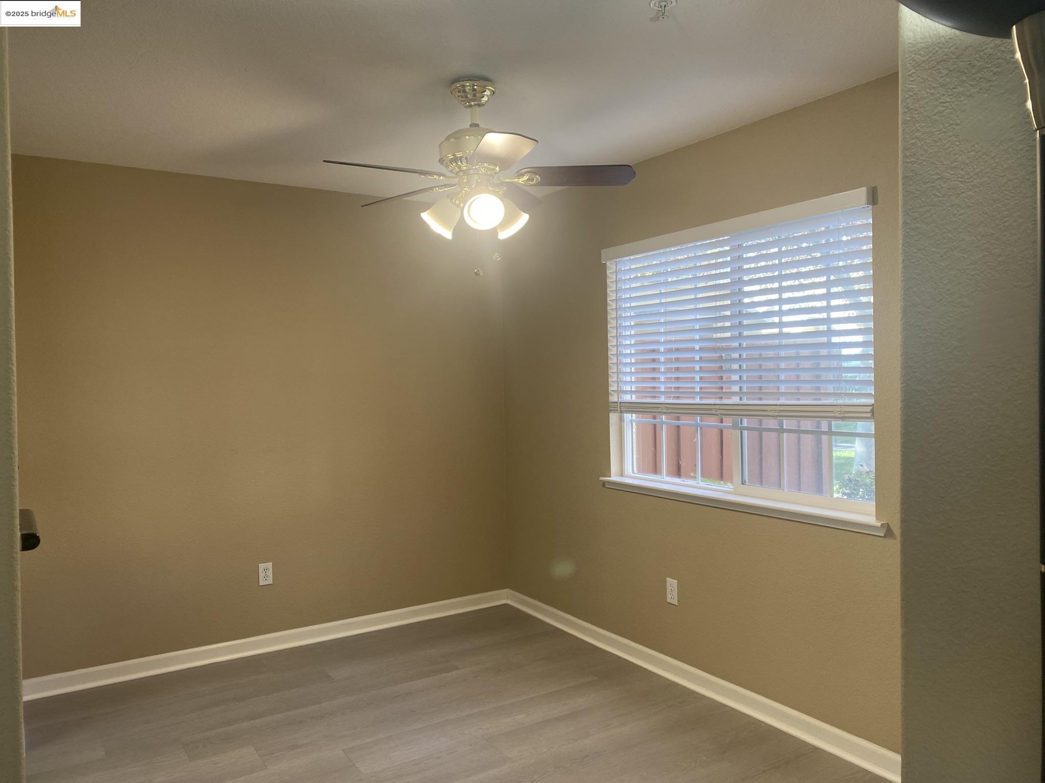 Detail Gallery Image 11 of 40 For 144 Southbridge, Fairfield,  CA 94534 - 2 Beds | 2/1 Baths