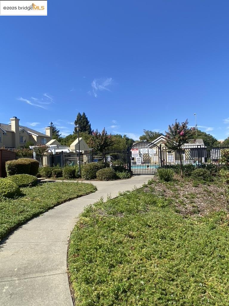 Detail Gallery Image 30 of 40 For 144 Southbridge, Fairfield,  CA 94534 - 2 Beds | 2/1 Baths