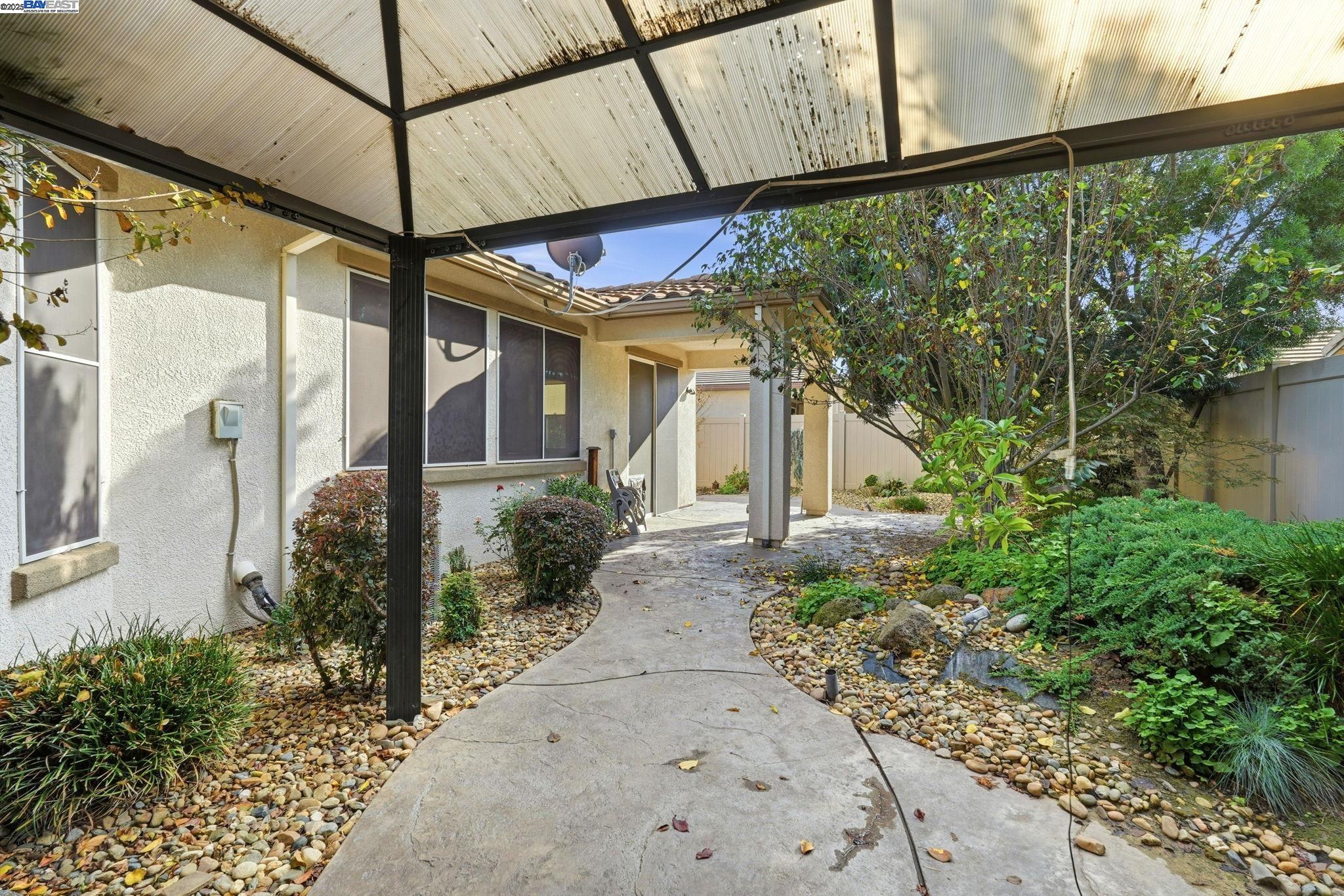 Detail Gallery Image 29 of 34 For 2443 Plumcreek Ln, Manteca,  CA 95336 - 2 Beds | 2 Baths