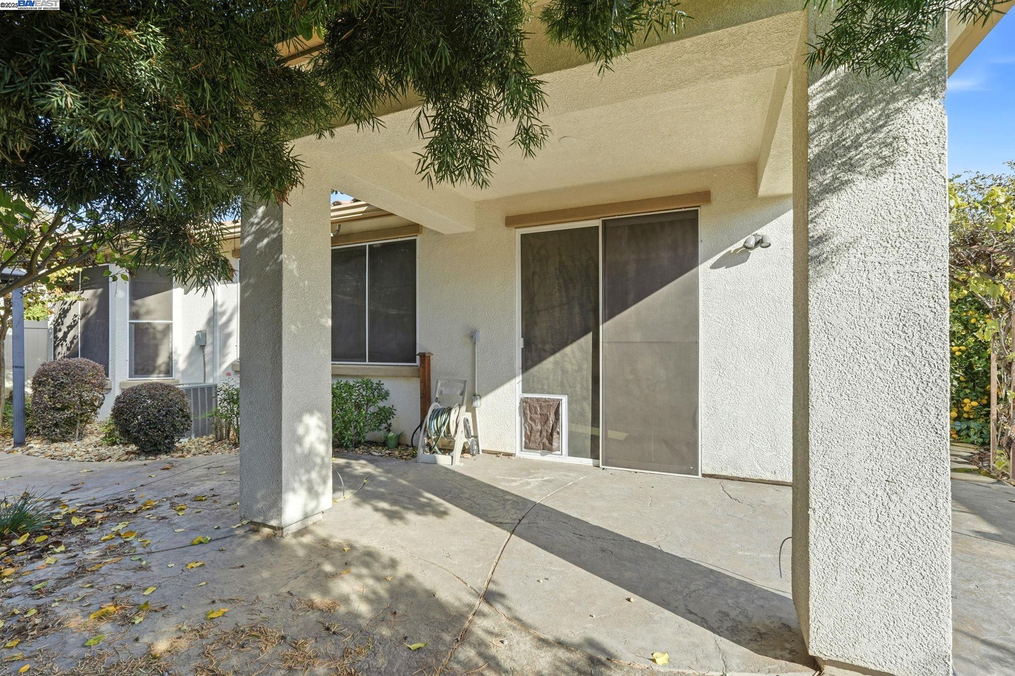 Detail Gallery Image 31 of 34 For 2443 Plumcreek Ln, Manteca,  CA 95336 - 2 Beds | 2 Baths