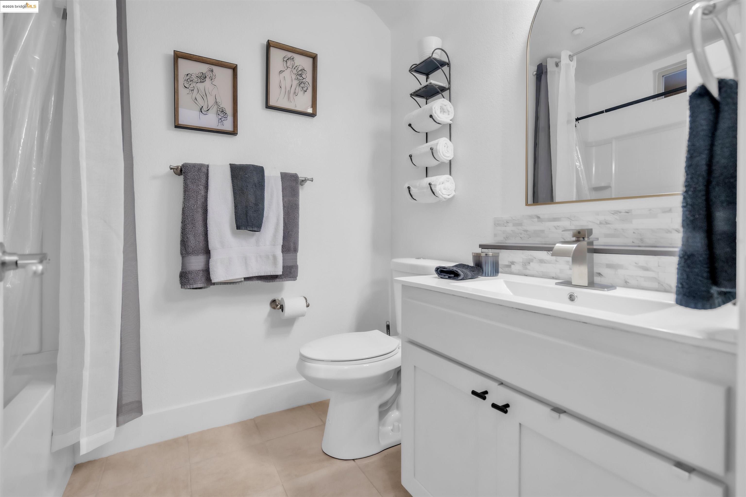 Photo #9: 41118626 Listing: Photo #9