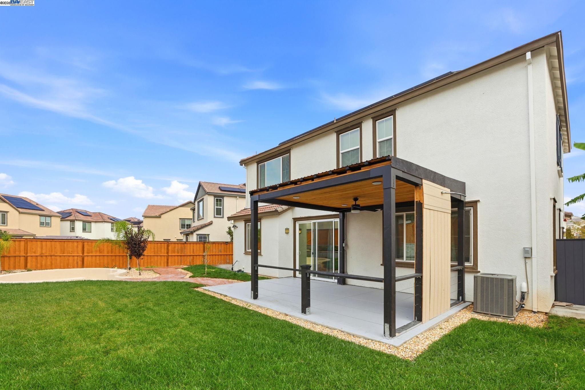 Detail Gallery Image 29 of 35 For 6623 Kittinger Ln, Tracy,  CA 95377 - 4 Beds | 3 Baths